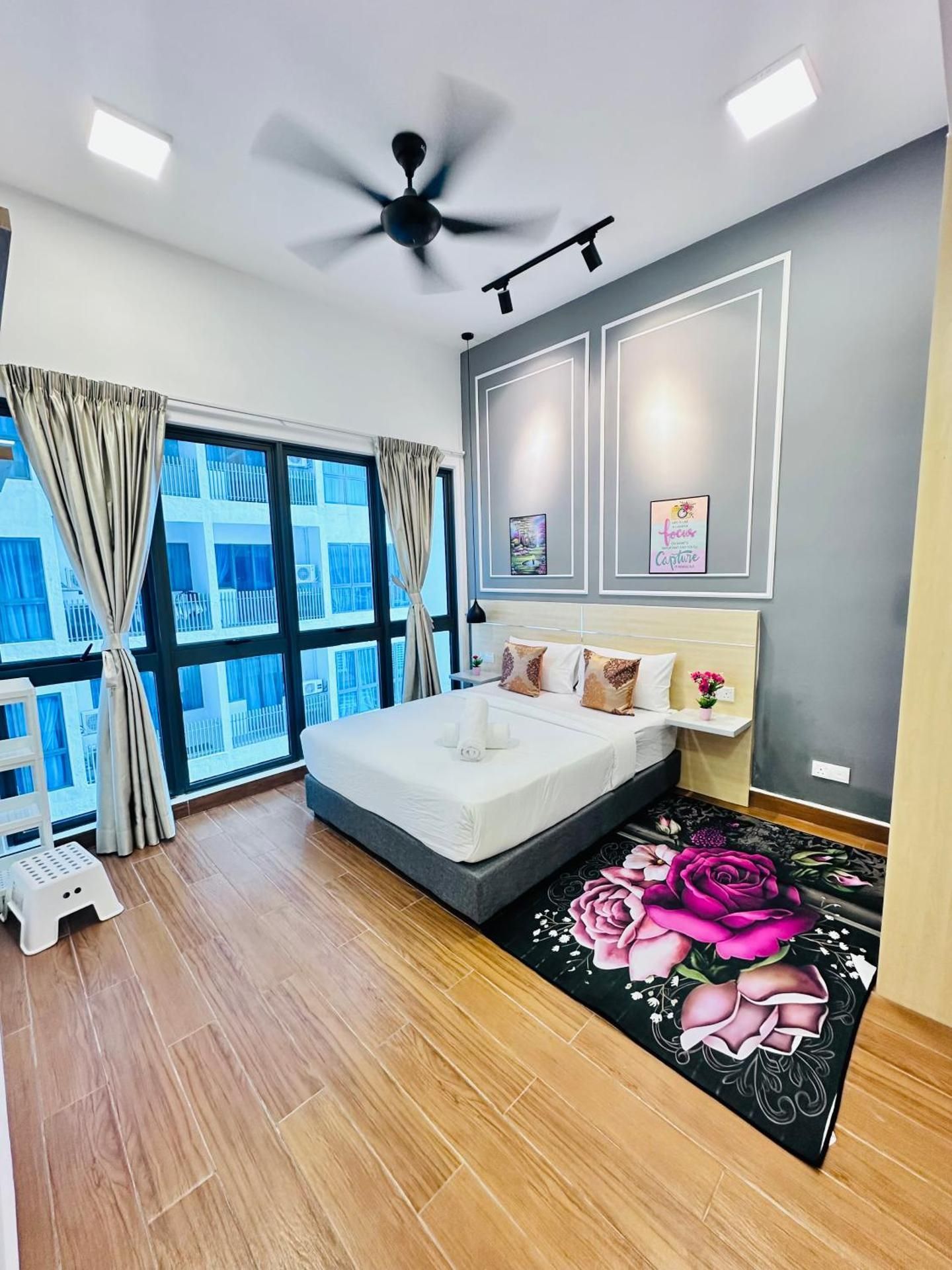 One-Bedroom Apartment with Balcony and City View
