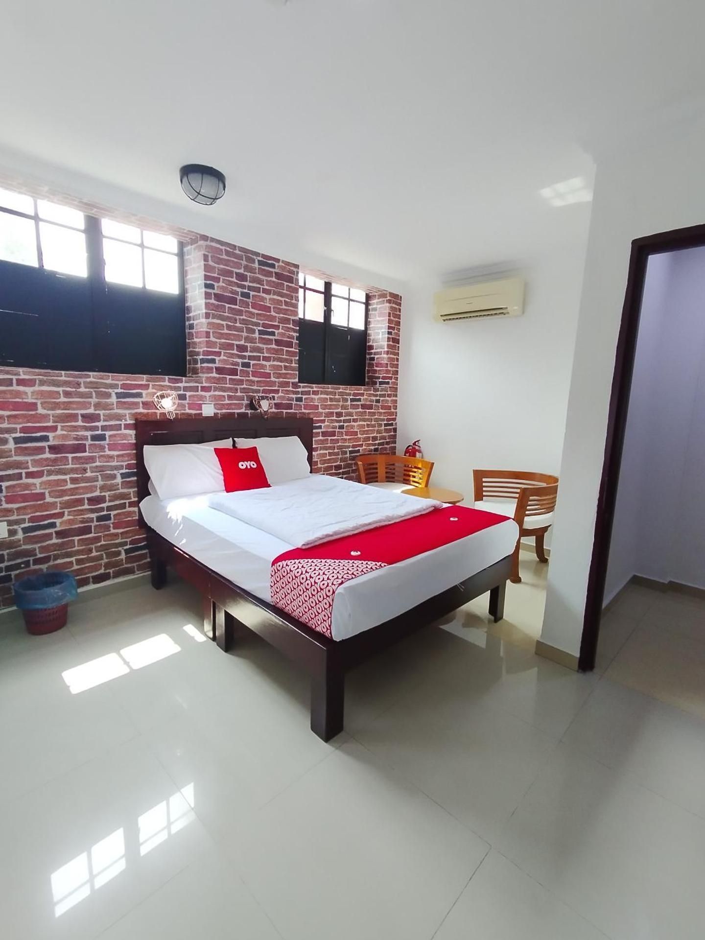 Double Room with Private Bathroom