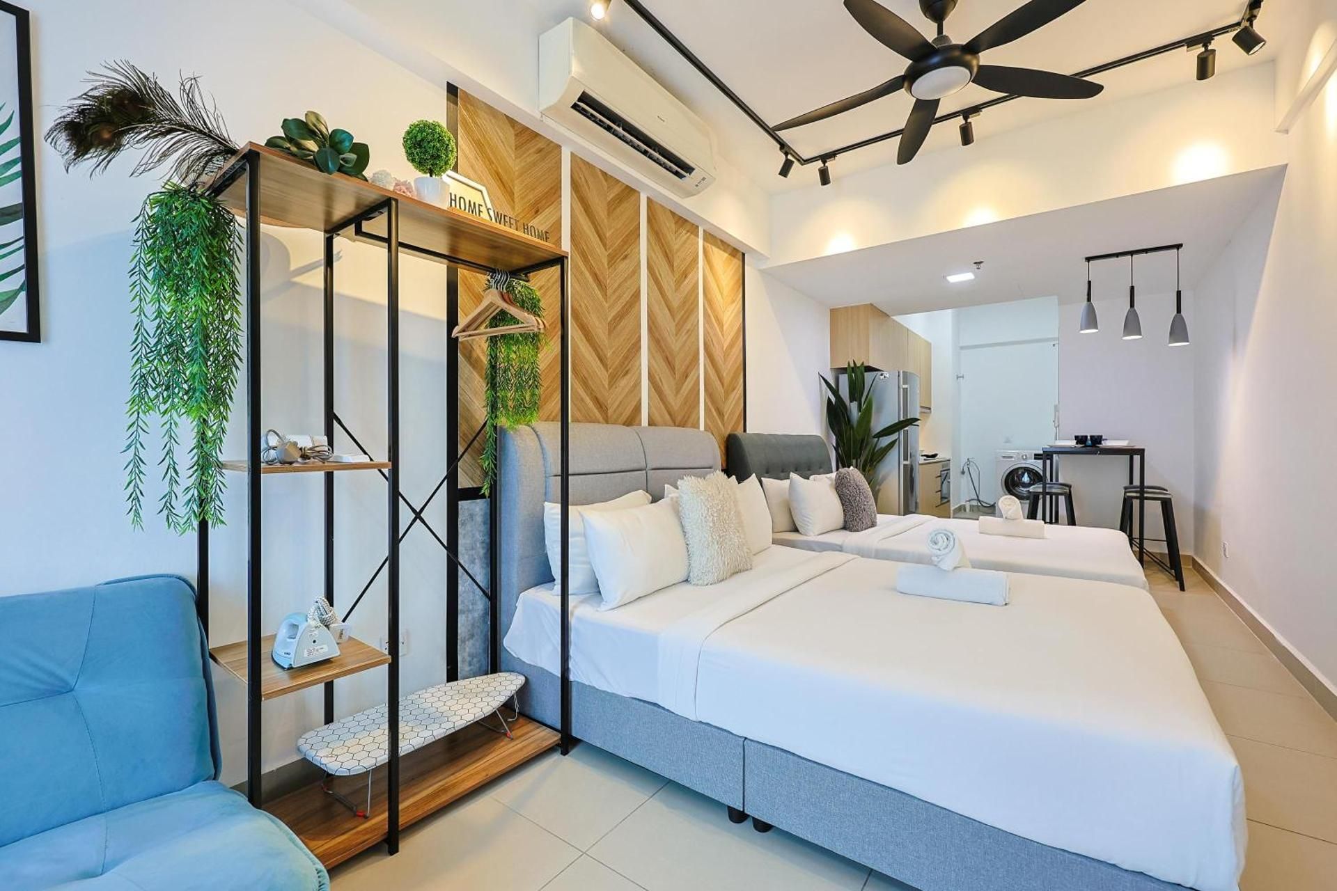 Junior Suite with Balcony