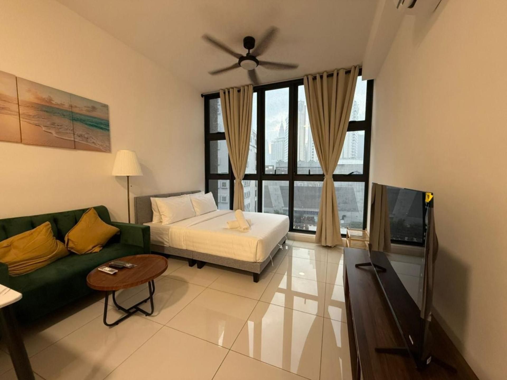 Superior Apartment with City View
