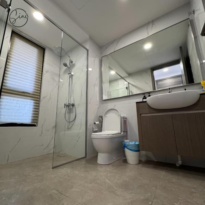 Three-Bedroom Superior Apartment