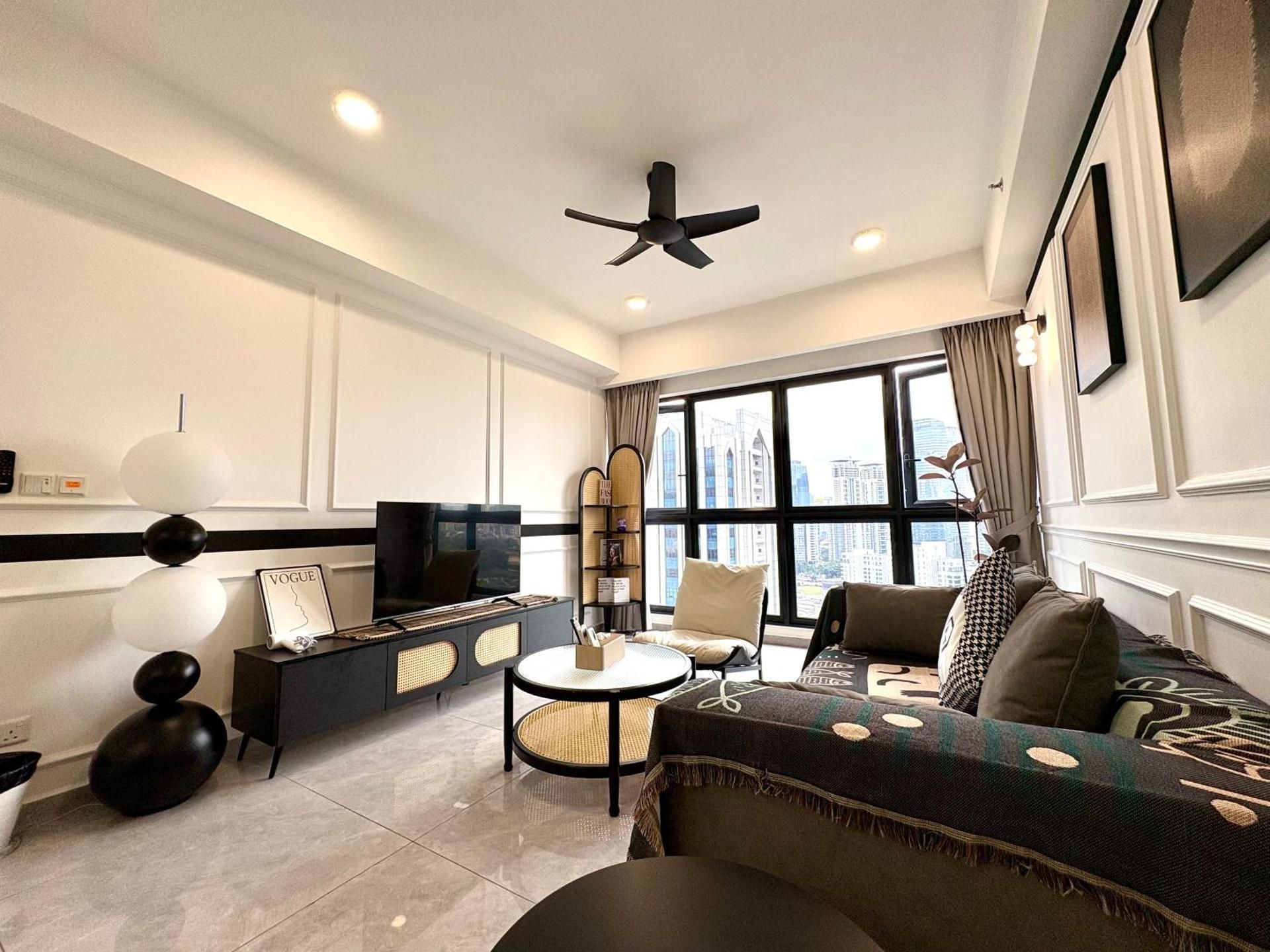 Agile Bukit Bintang Cityview 3BR Unit With 1Livingroom And 3Bathroom(Dual Key · Dual Independent Space/Kitchen/ Refrigerator/Washer-Dryer/Parking Space/Garden Pool)