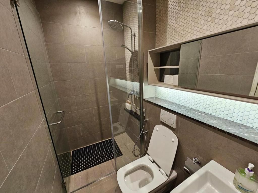 Two-Bedroom Apartment with City View