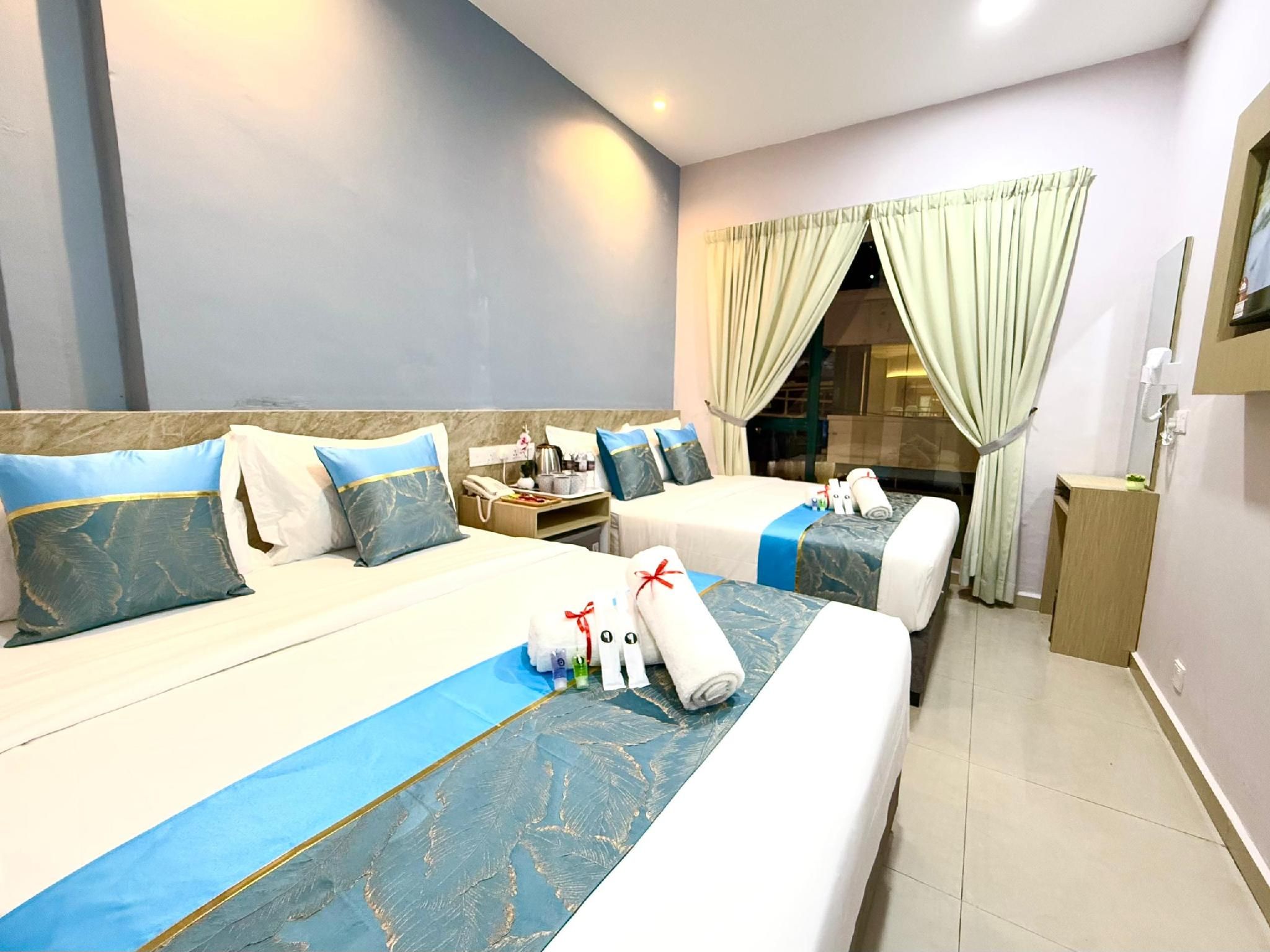Deluxe Family Room