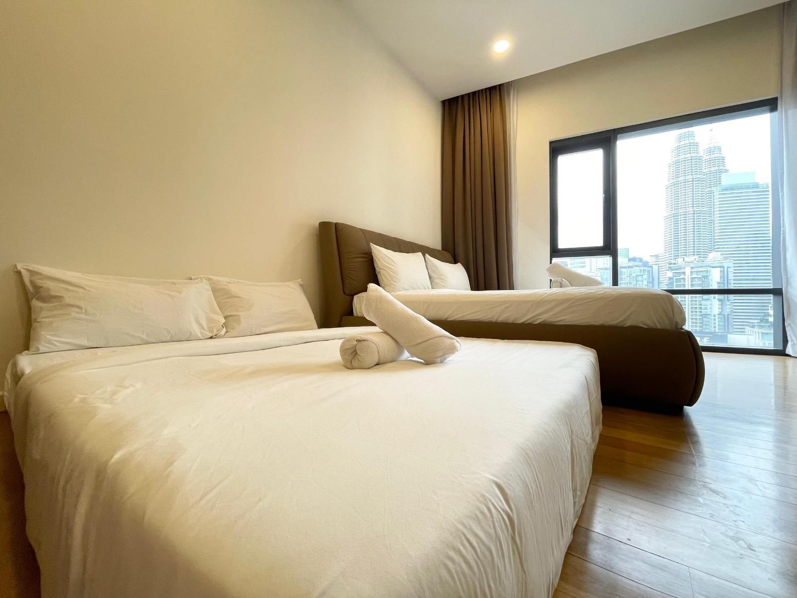 City Balcony Suite