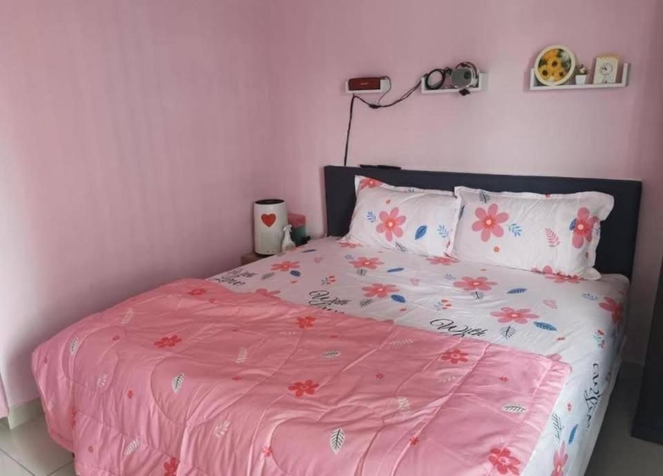 One-Bedroom Standard Apartment