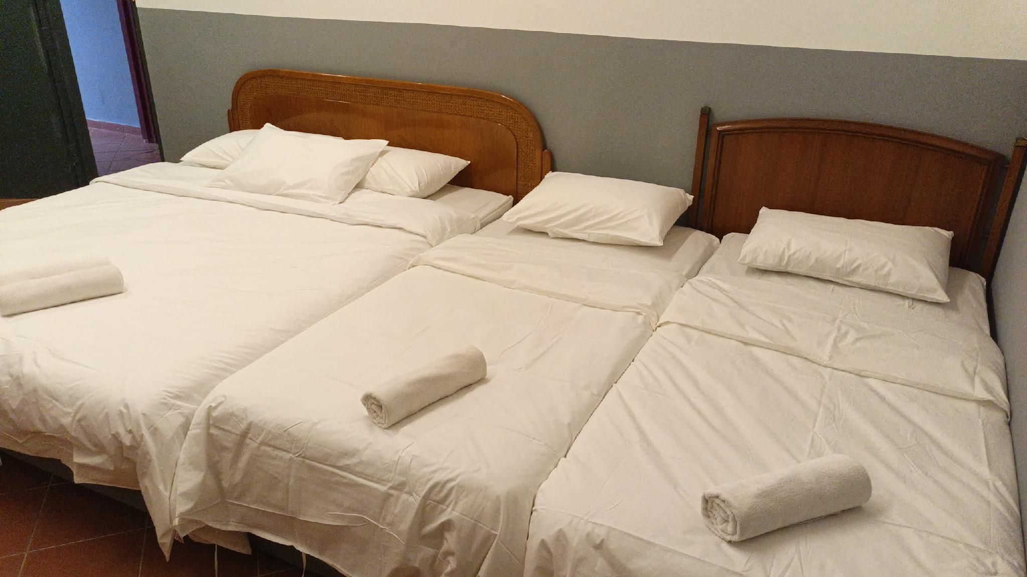 Familia A Room