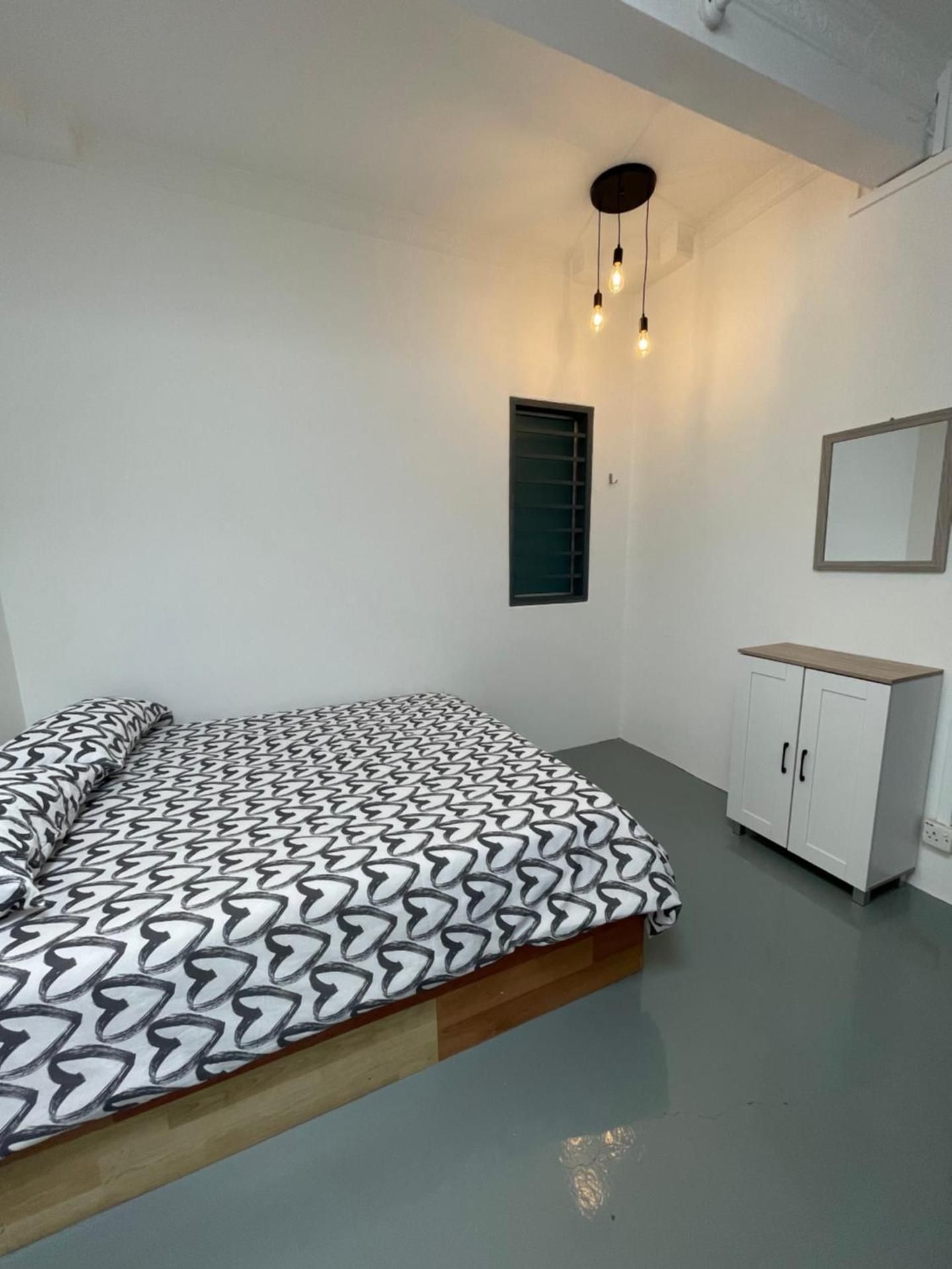 Queen Room with Shared Bathroom