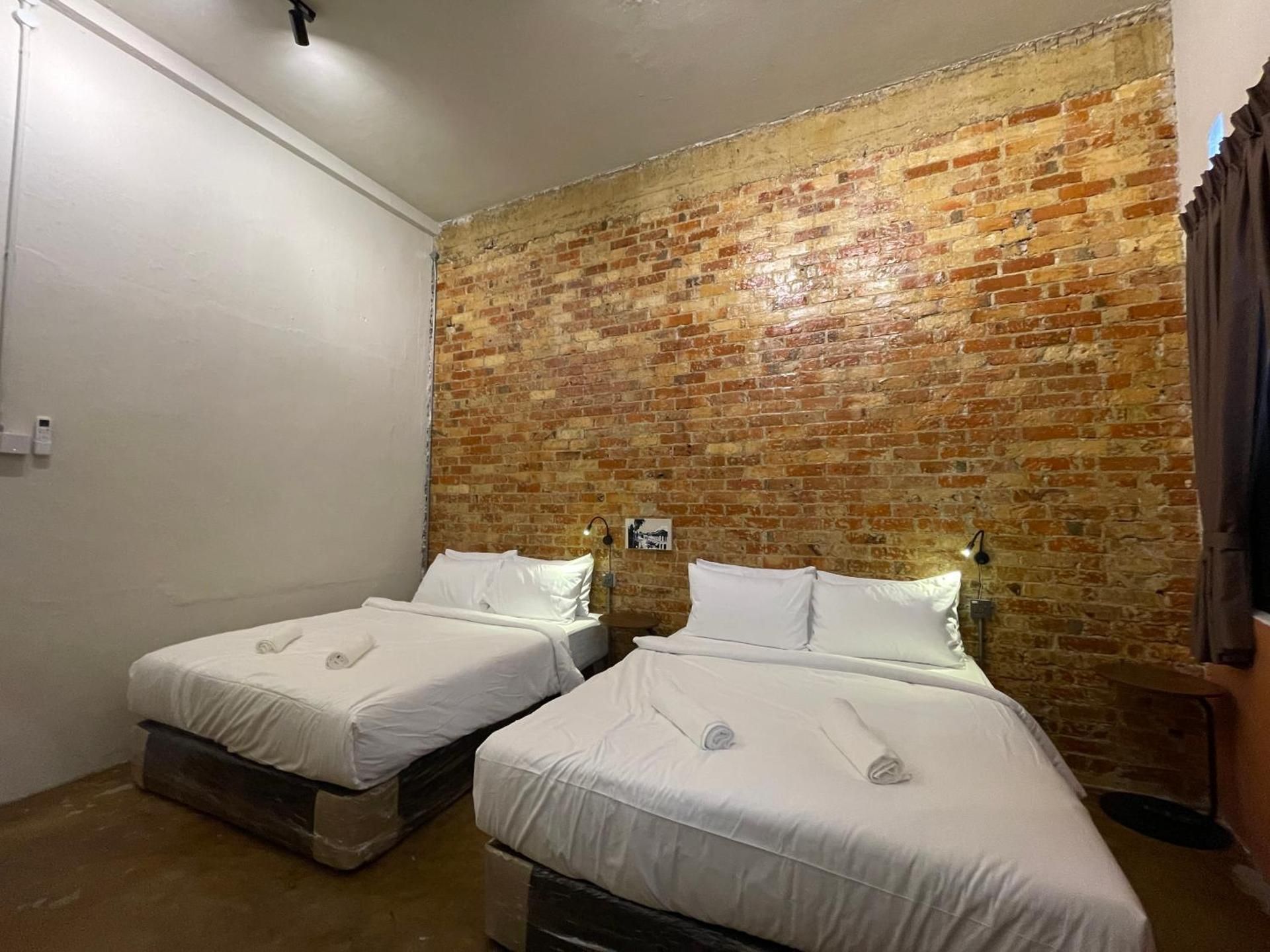 Quadruple Room with Shared Bathroom