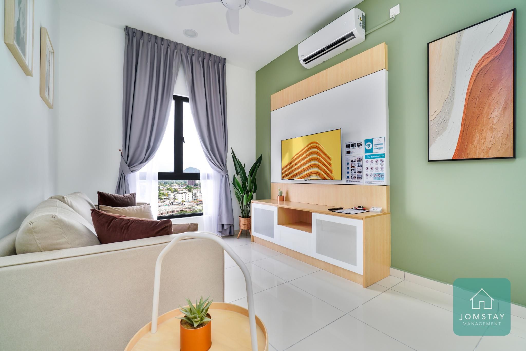 2 Bedroom - 2 Bath Suite
