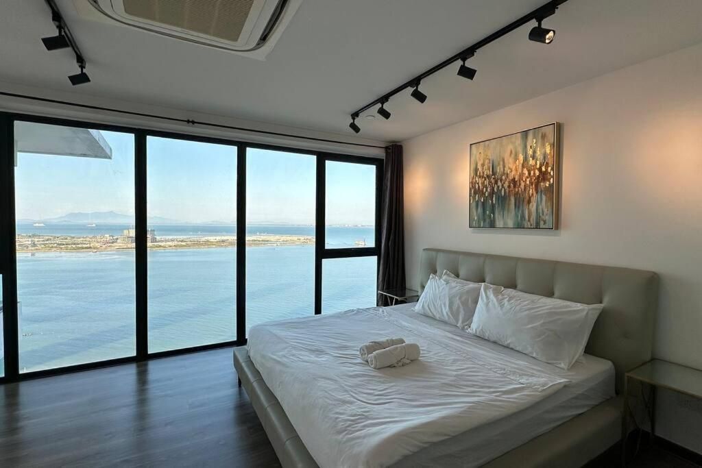 Two-Bedroom Apartment with Sea View
