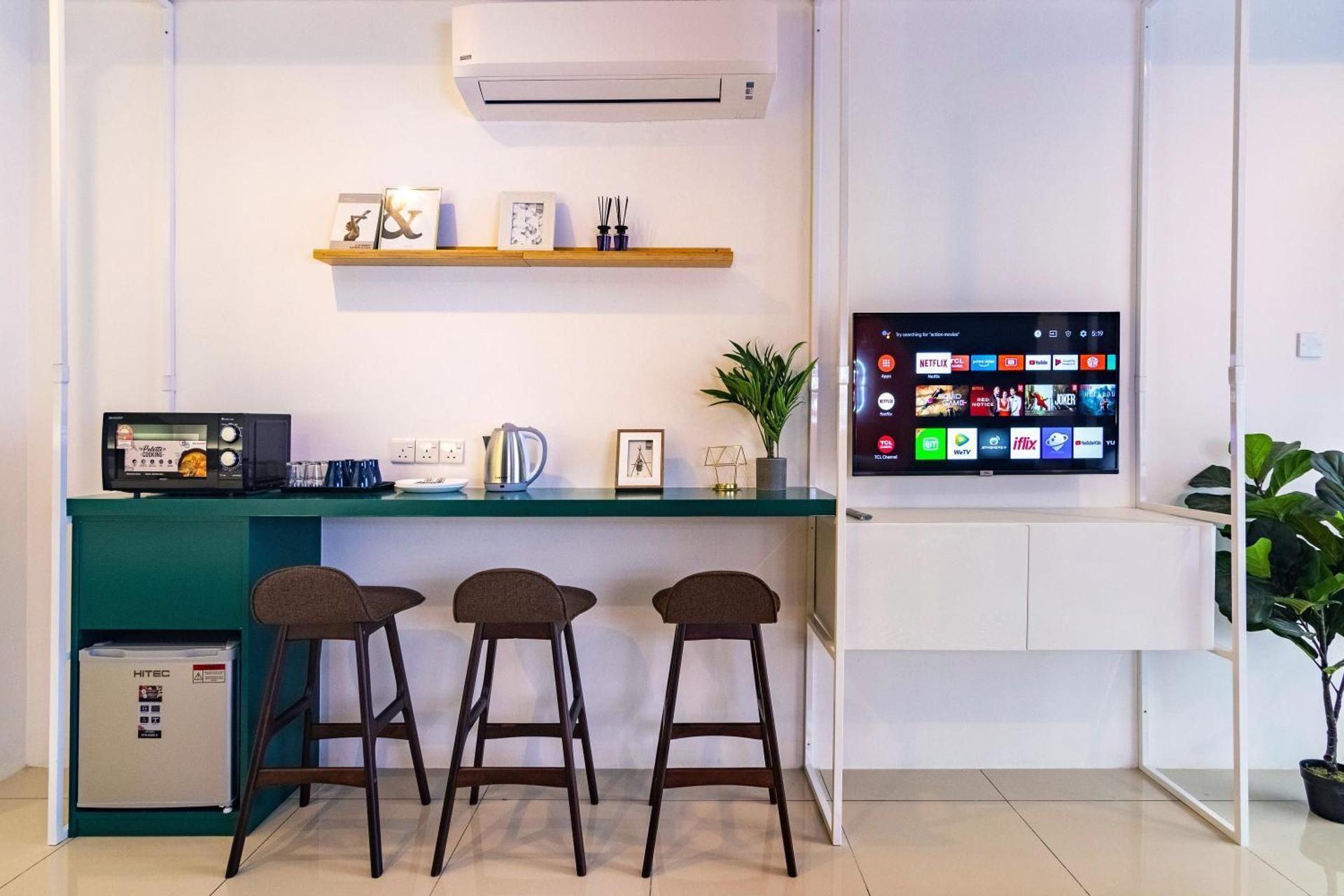 One-Bedroom Apartment
