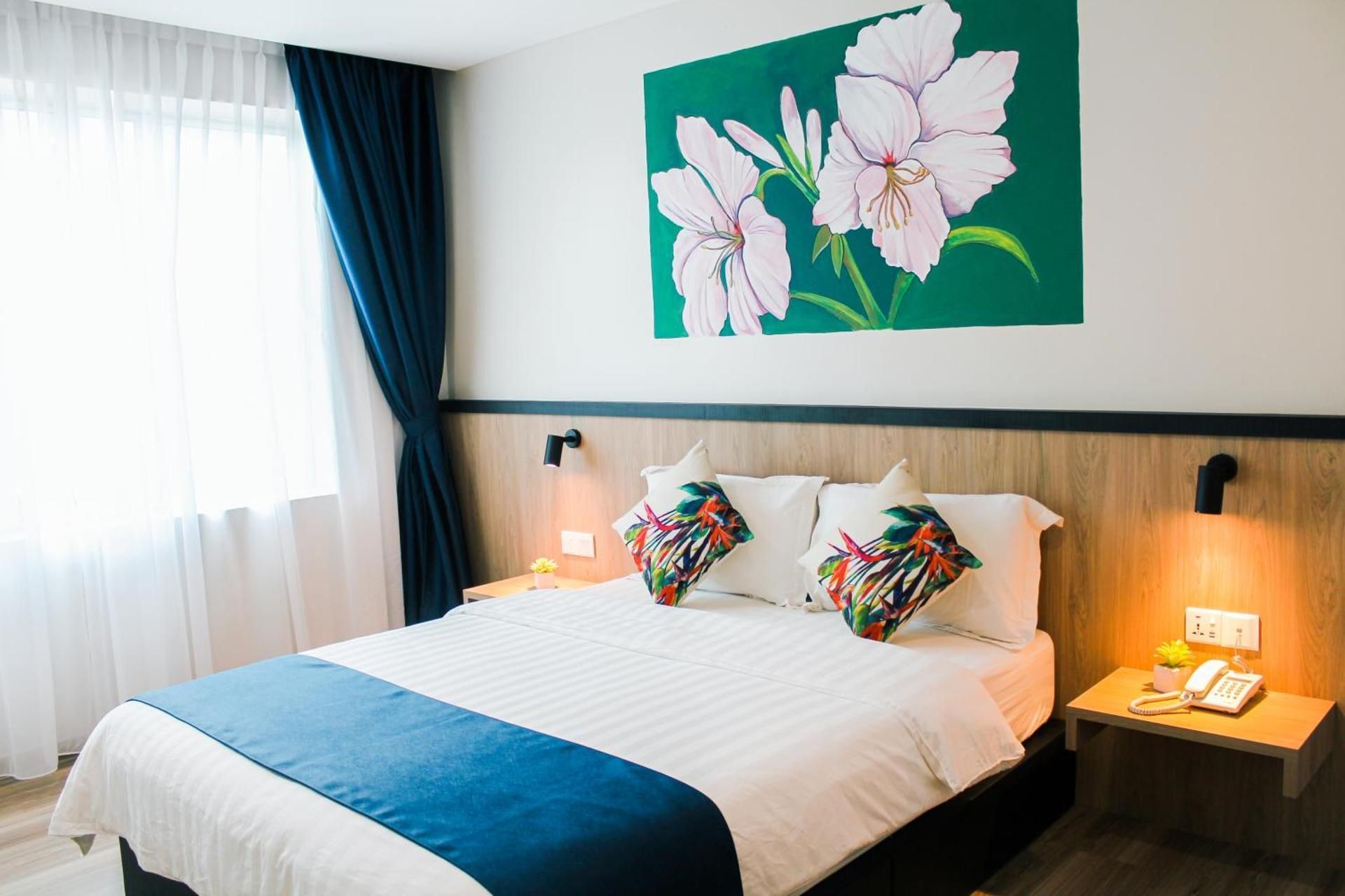 Standard Queen Room