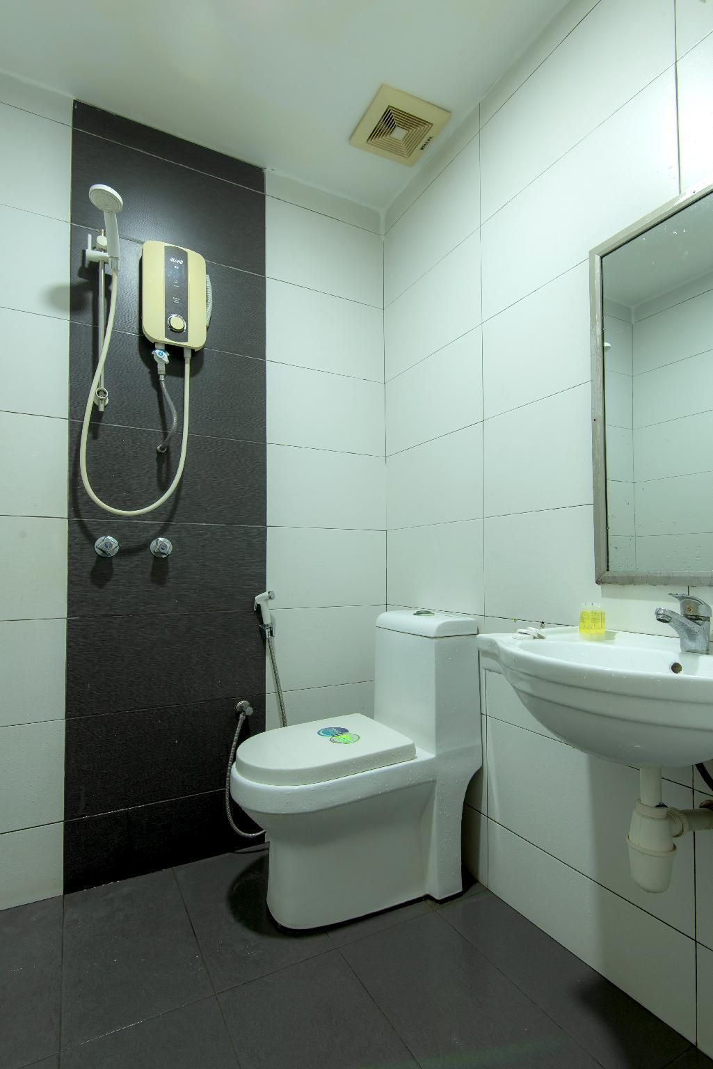 Hotel Pavilion Port Single Deluxe 2