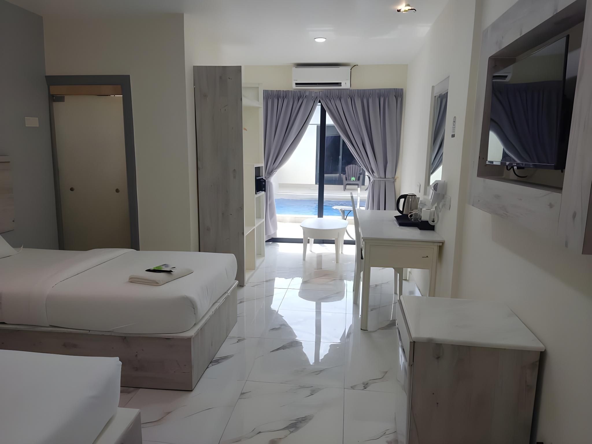 Premium Twin Room
