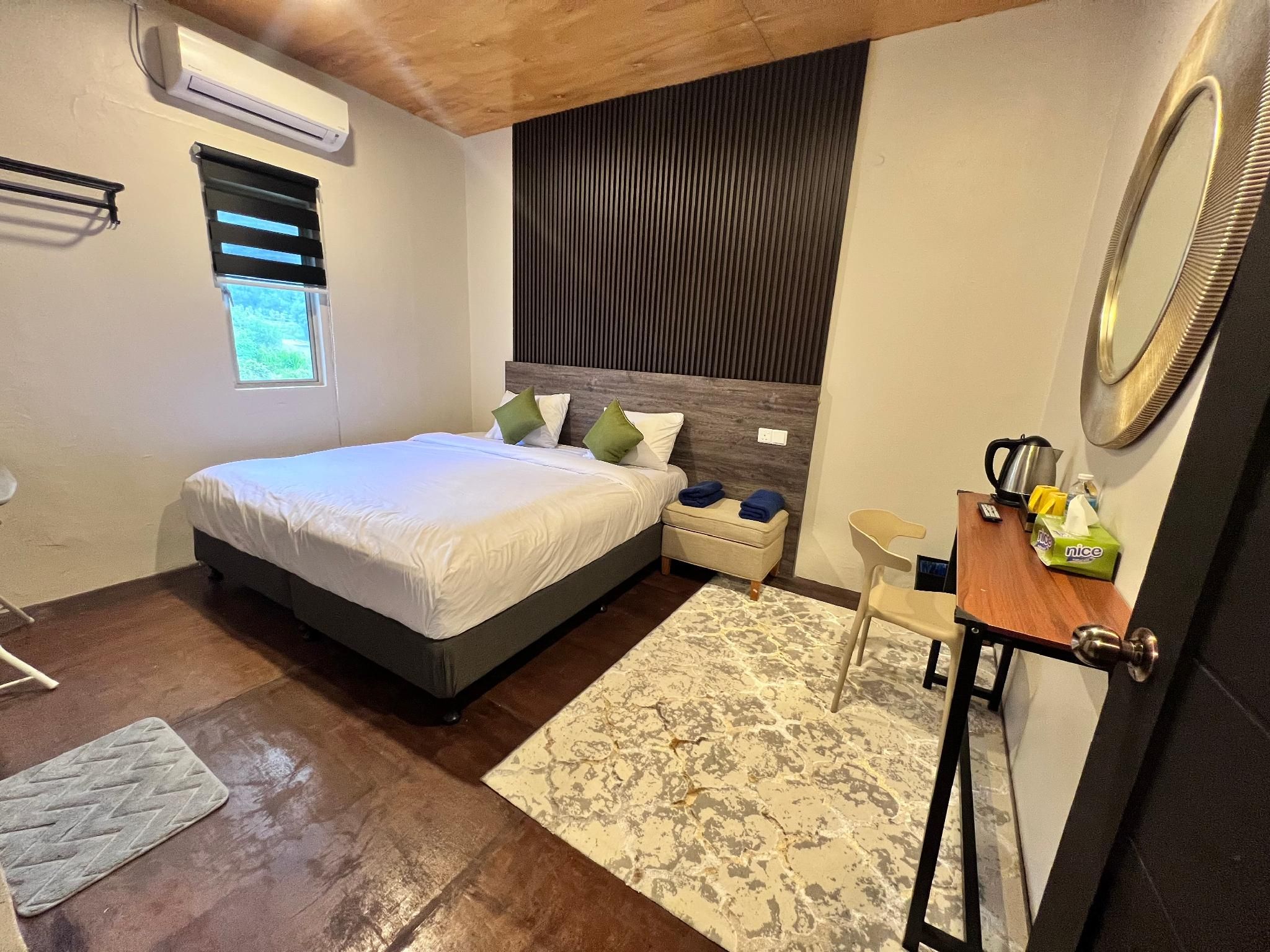 11 Lodge Teluk Cempedak Junior Suite with King Bed