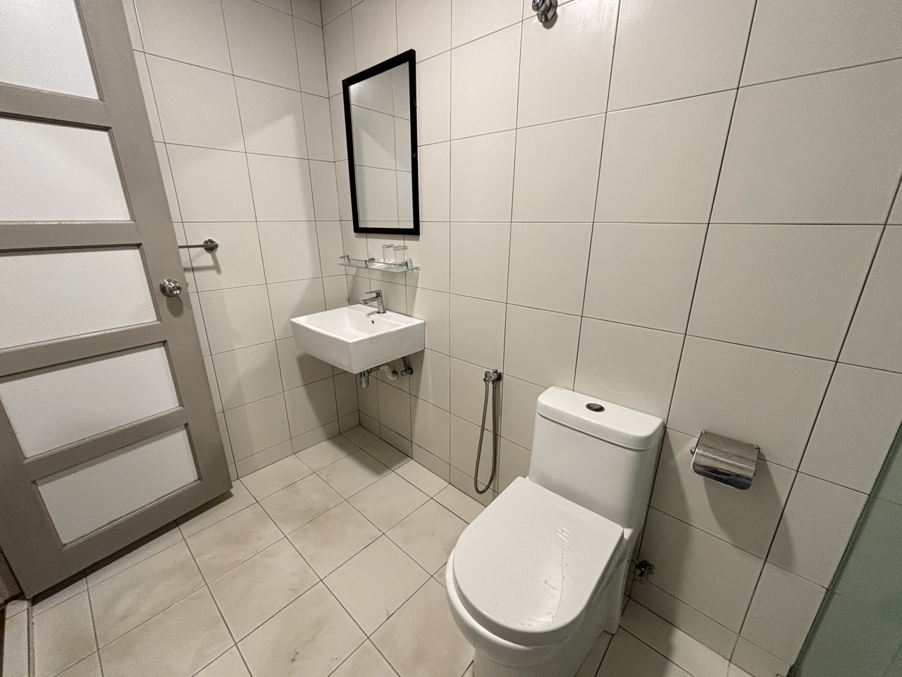 RJ HOTEL by MR VJ Business Superior Queen Room 3