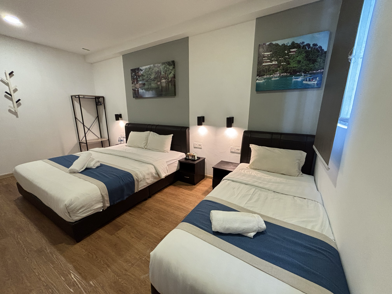 RJ HOTEL by MR VJ Business Deluxe Triple Room