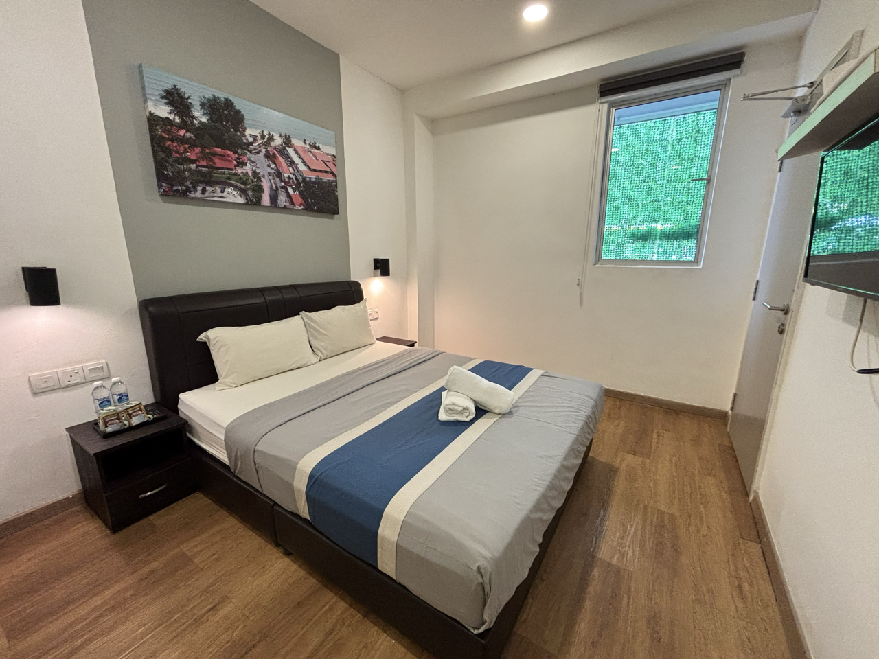 RJ HOTEL by MR VJ Business Superior Queen Room