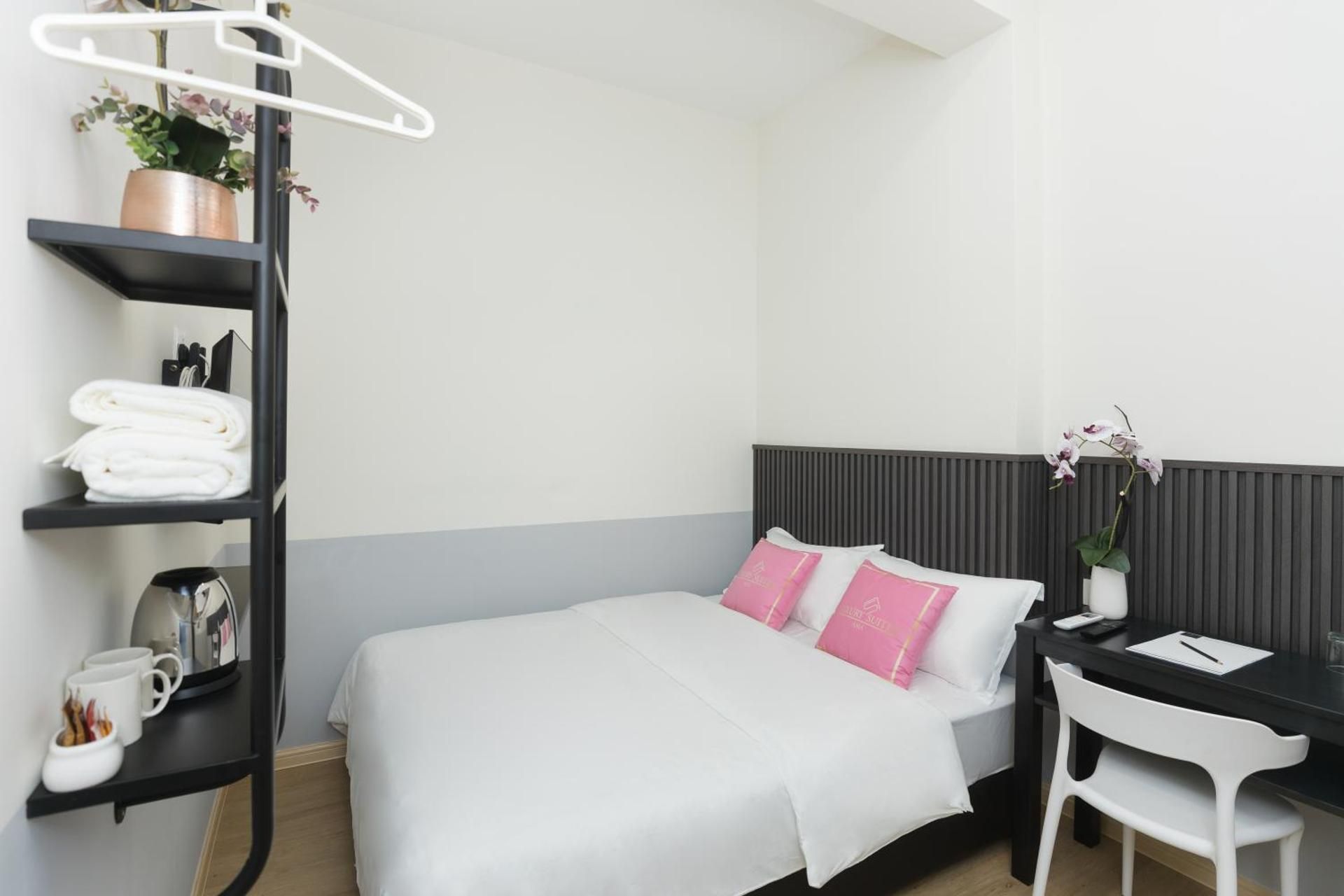Double Room with Shared Bathroom