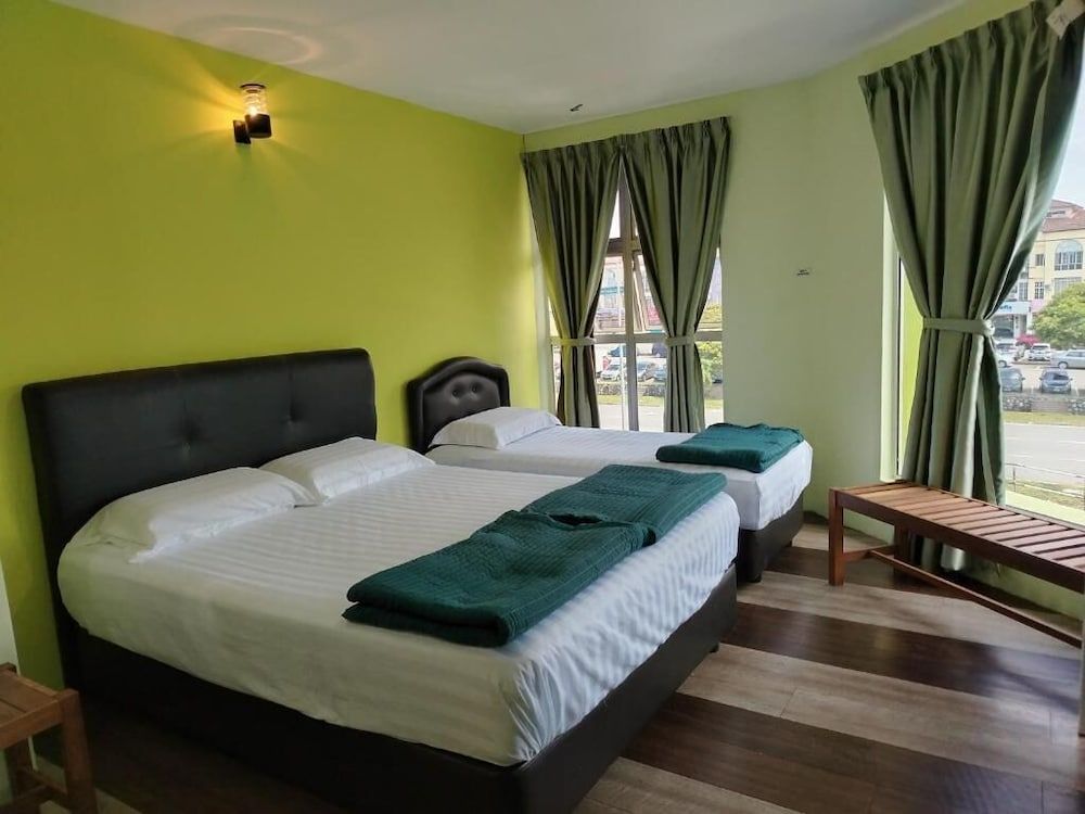 Hotel O Seremban Near SnowLim Wonderland Formerly M&N Hotel Suite Family 2