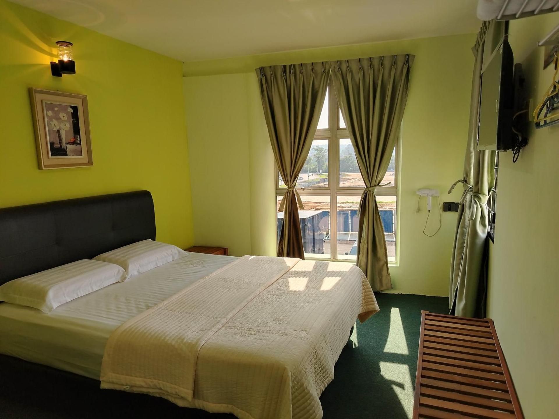 Hotel O Seremban Near SnowLim Wonderland Formerly M&N Hotel Standard Queen