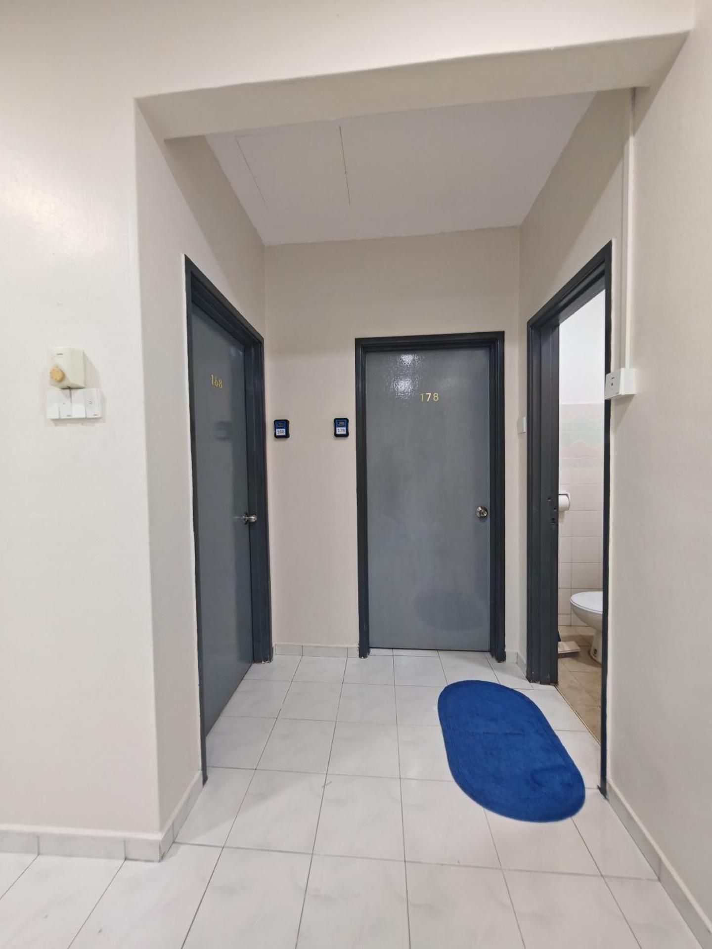 Single Room with Shared Bathroom