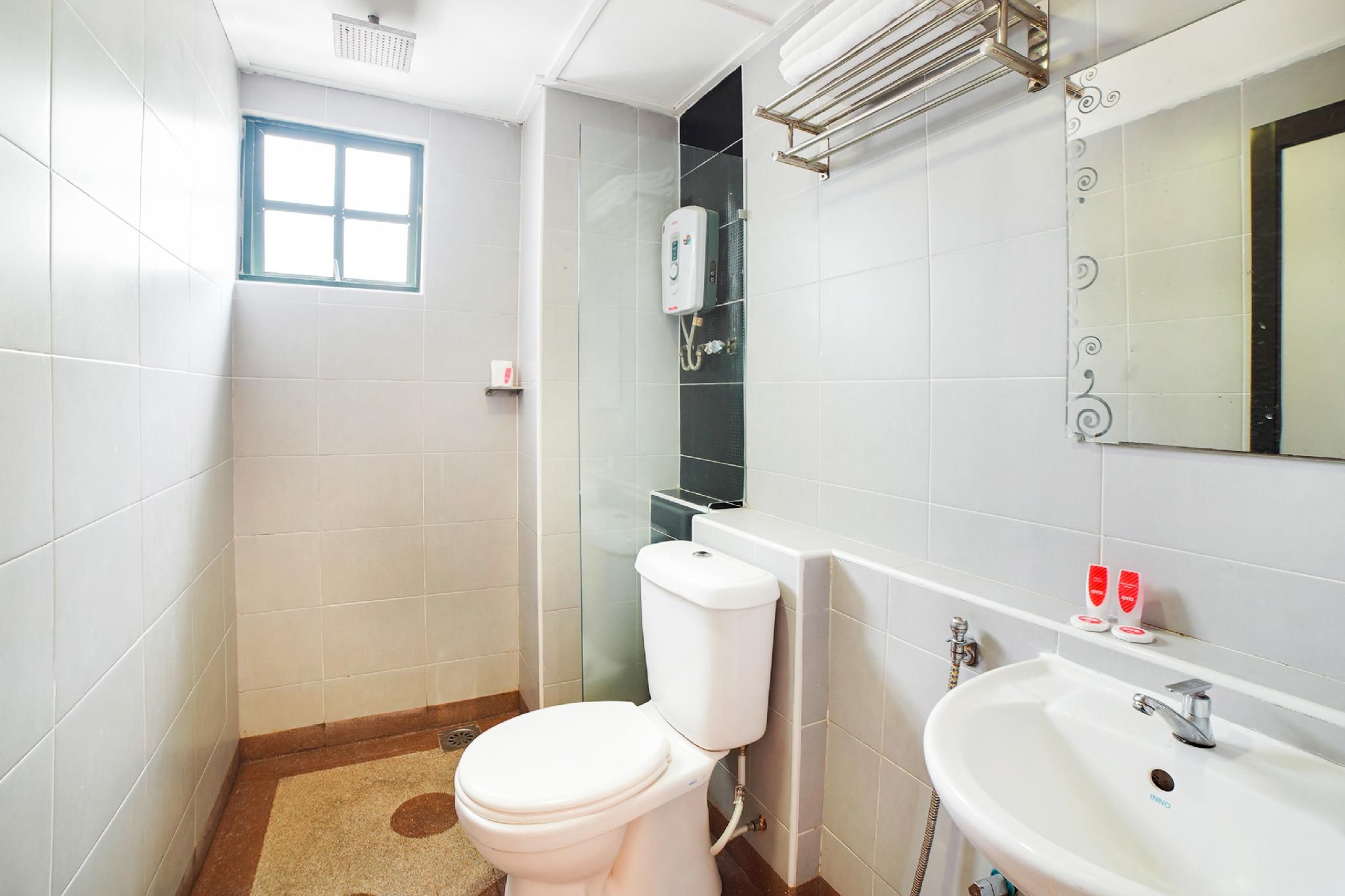 Dancenter Seremban Near Gateway Mall Formerly Sri Mutiara Hotel Suite Triple 2