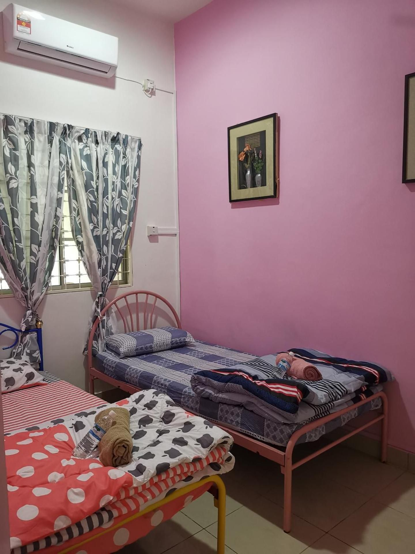 Double or Twin Room with Shared Bathroom