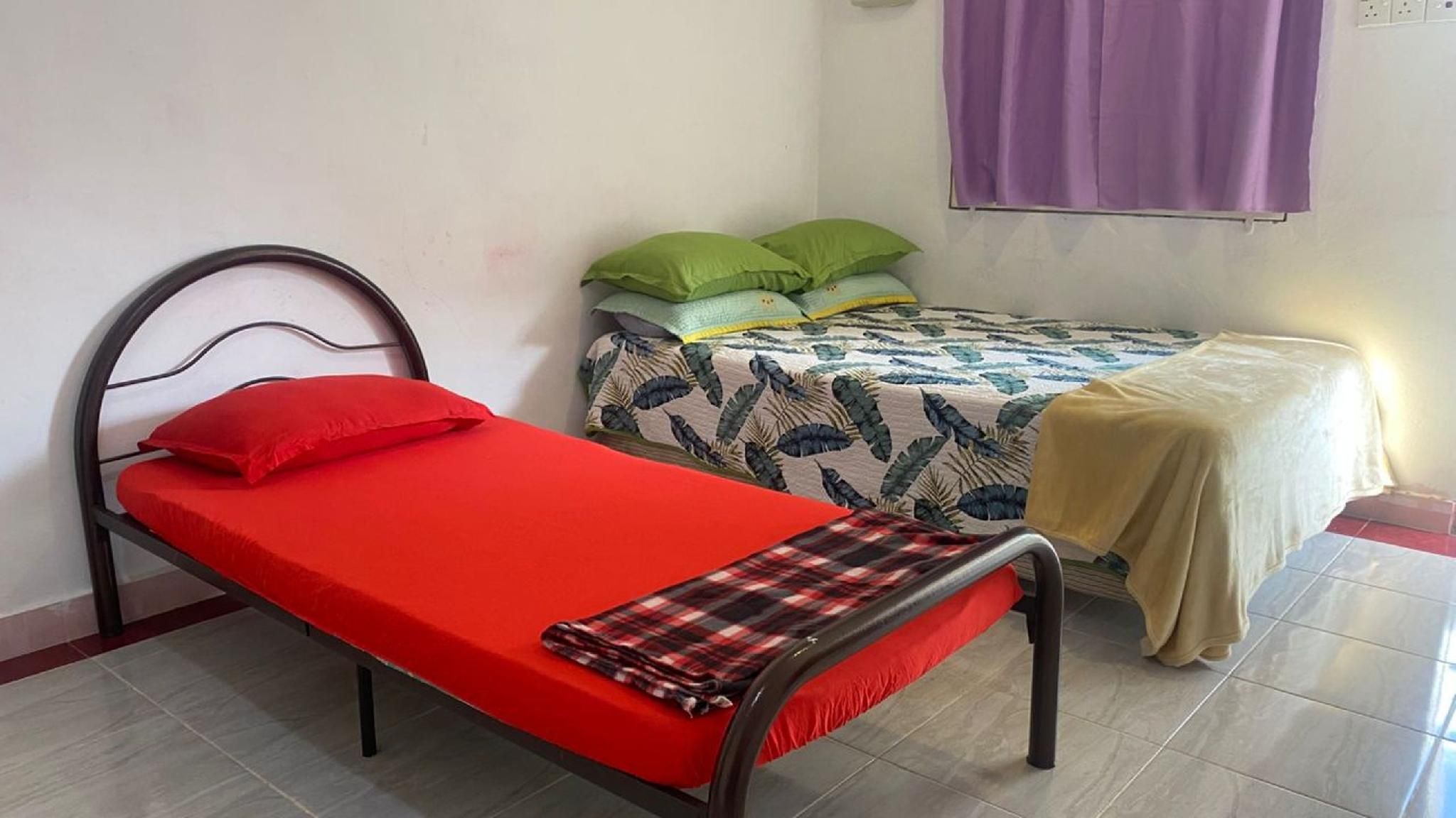 Capital O 91189 Chalet Asyuk Maju Suite Triple 2