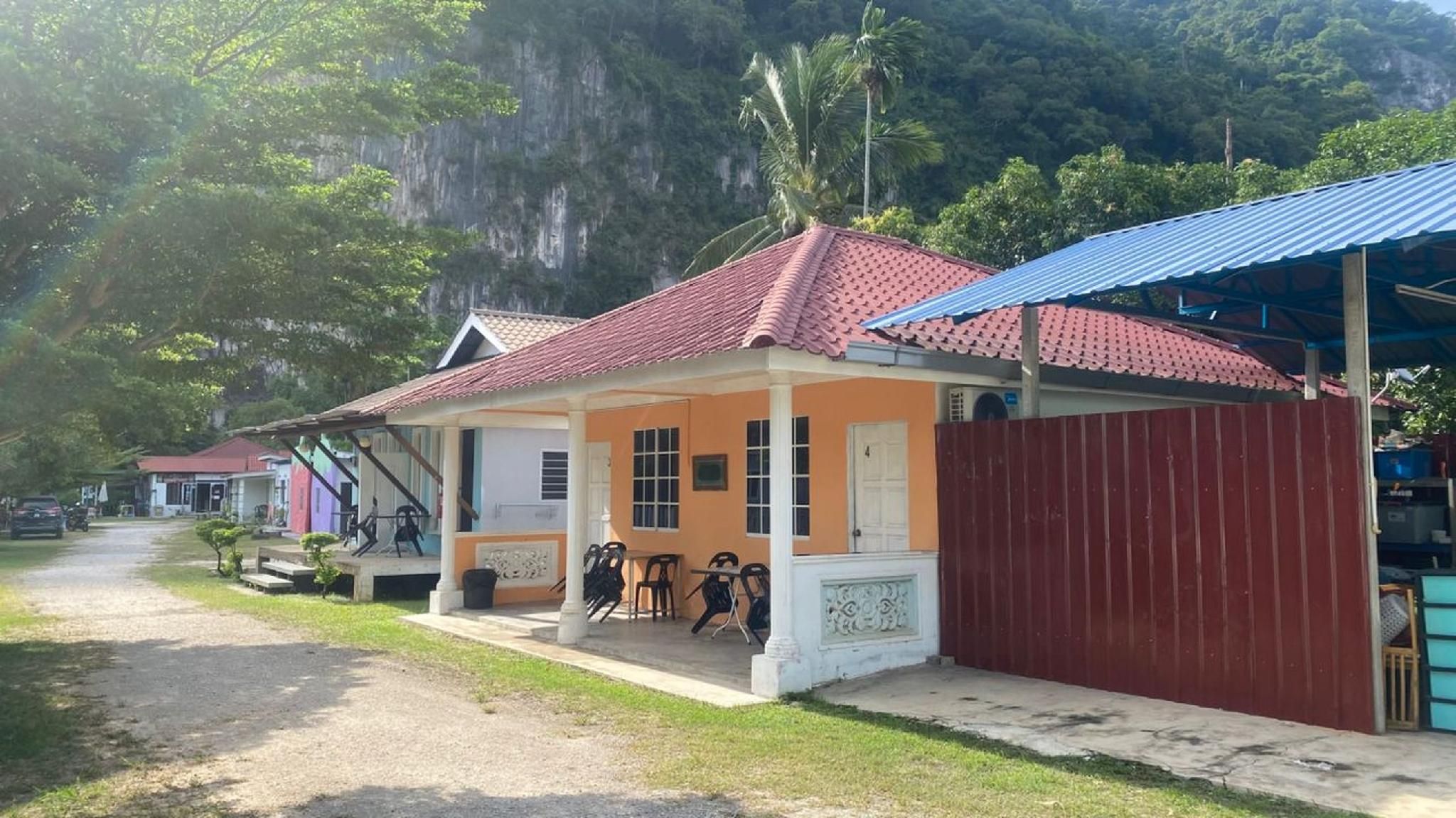 Capital O 91189 Chalet Asyuk Maju