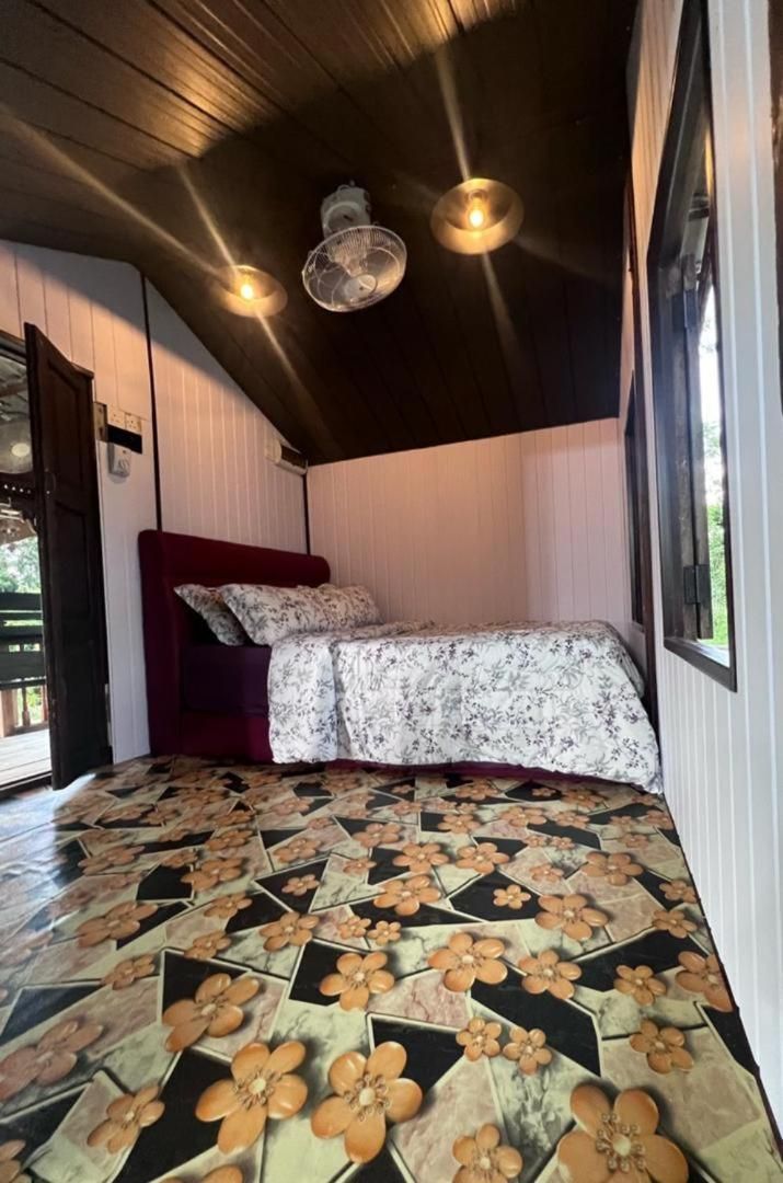 Queen Room with Balcony