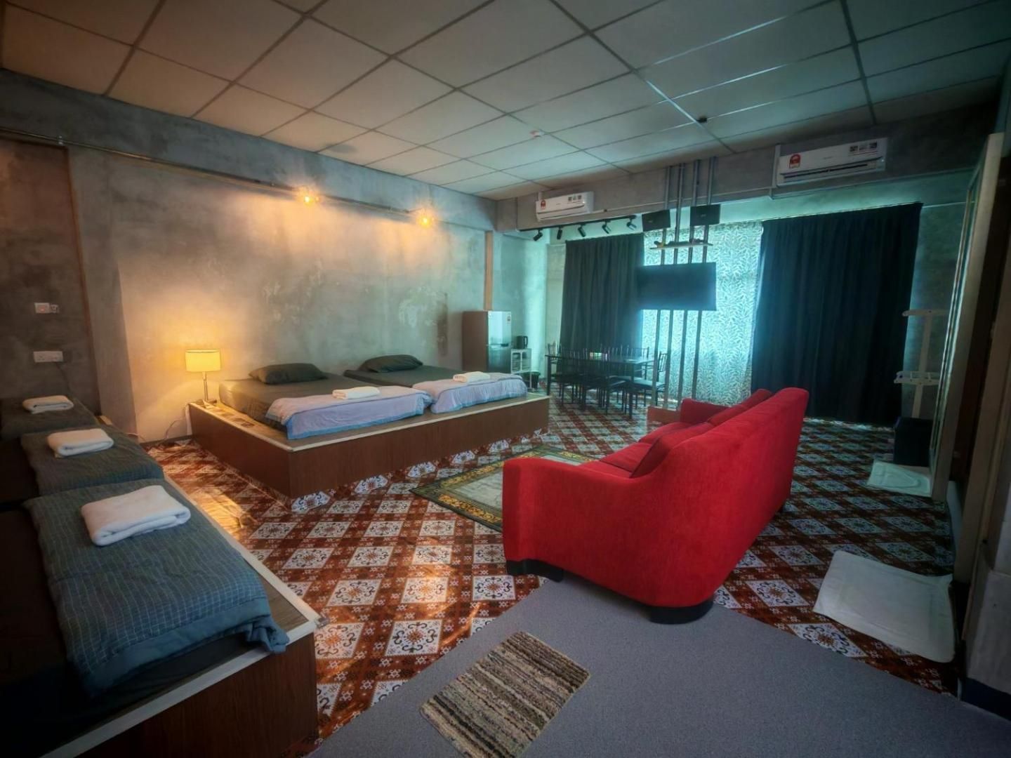 Studio Apartment