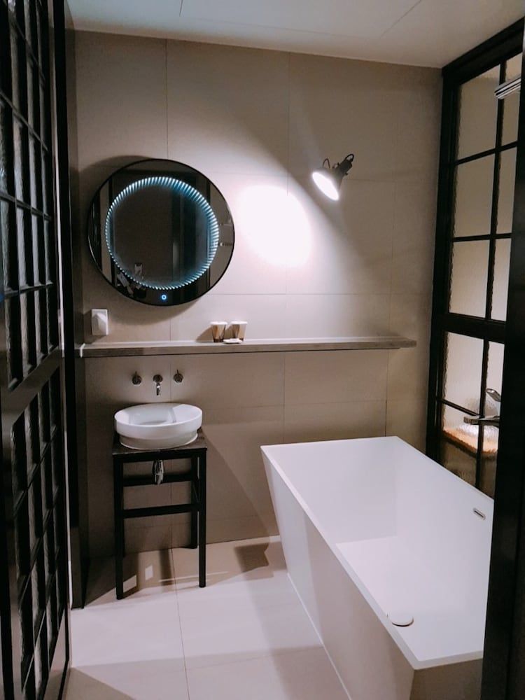 Yeoubi Hotel Deluxe Double 5