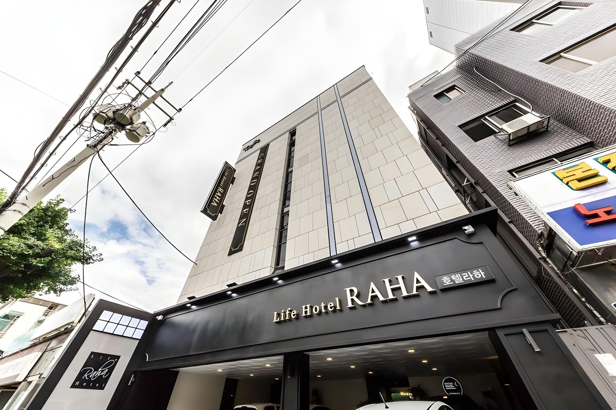 Life Hotel RAHA