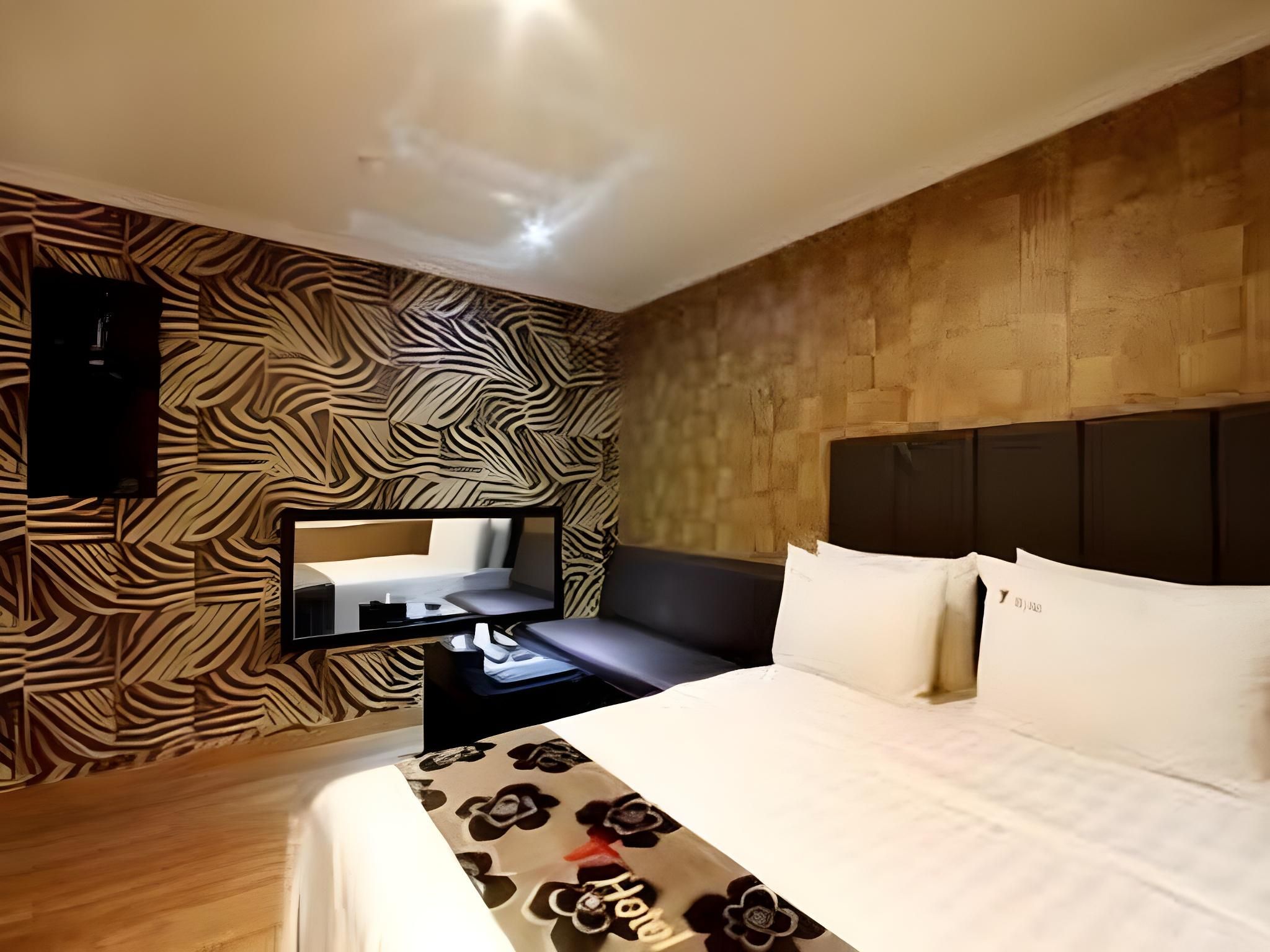 1cdeebe86aa6e8e8e921a040a53ffb9d