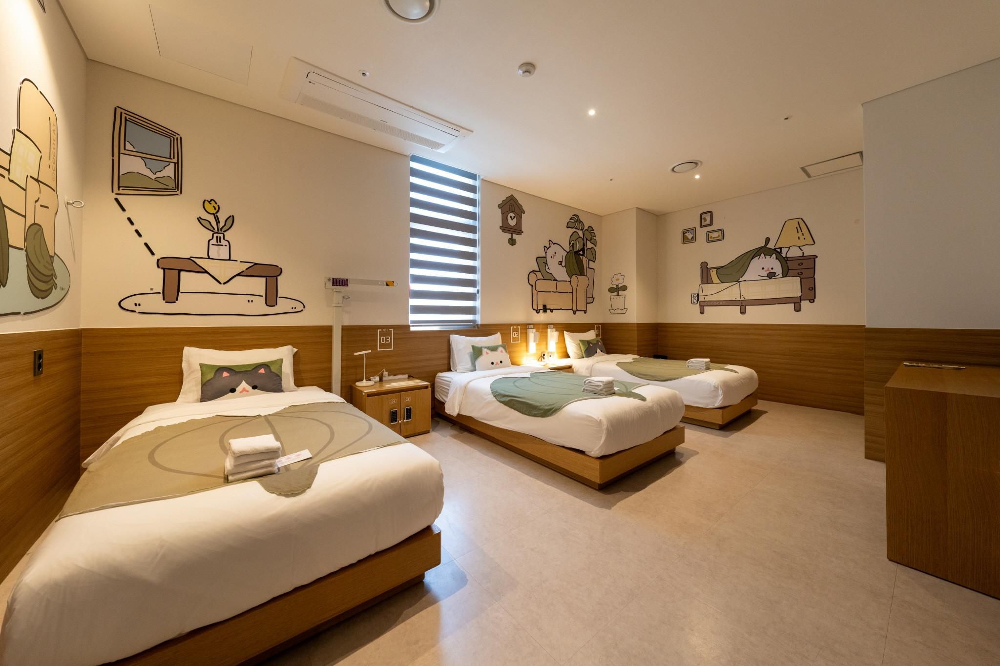 Share concept triple - Manggae rice cake cat room