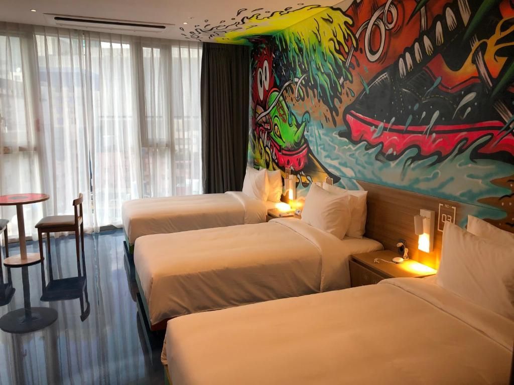 Share Concept Triple - Custom Shu room