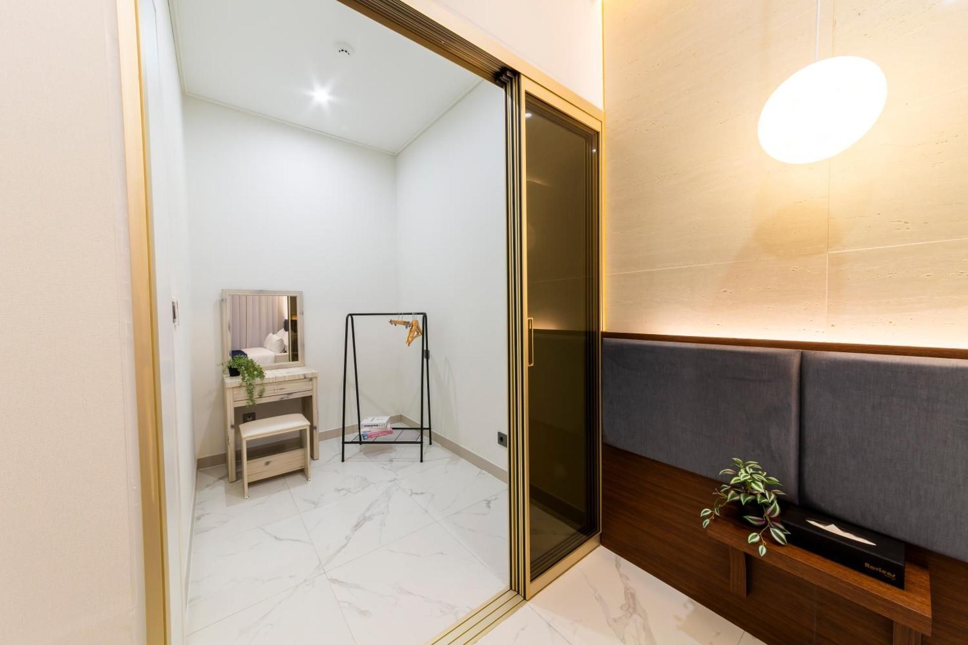 Double or Twin Room with Side Sea View