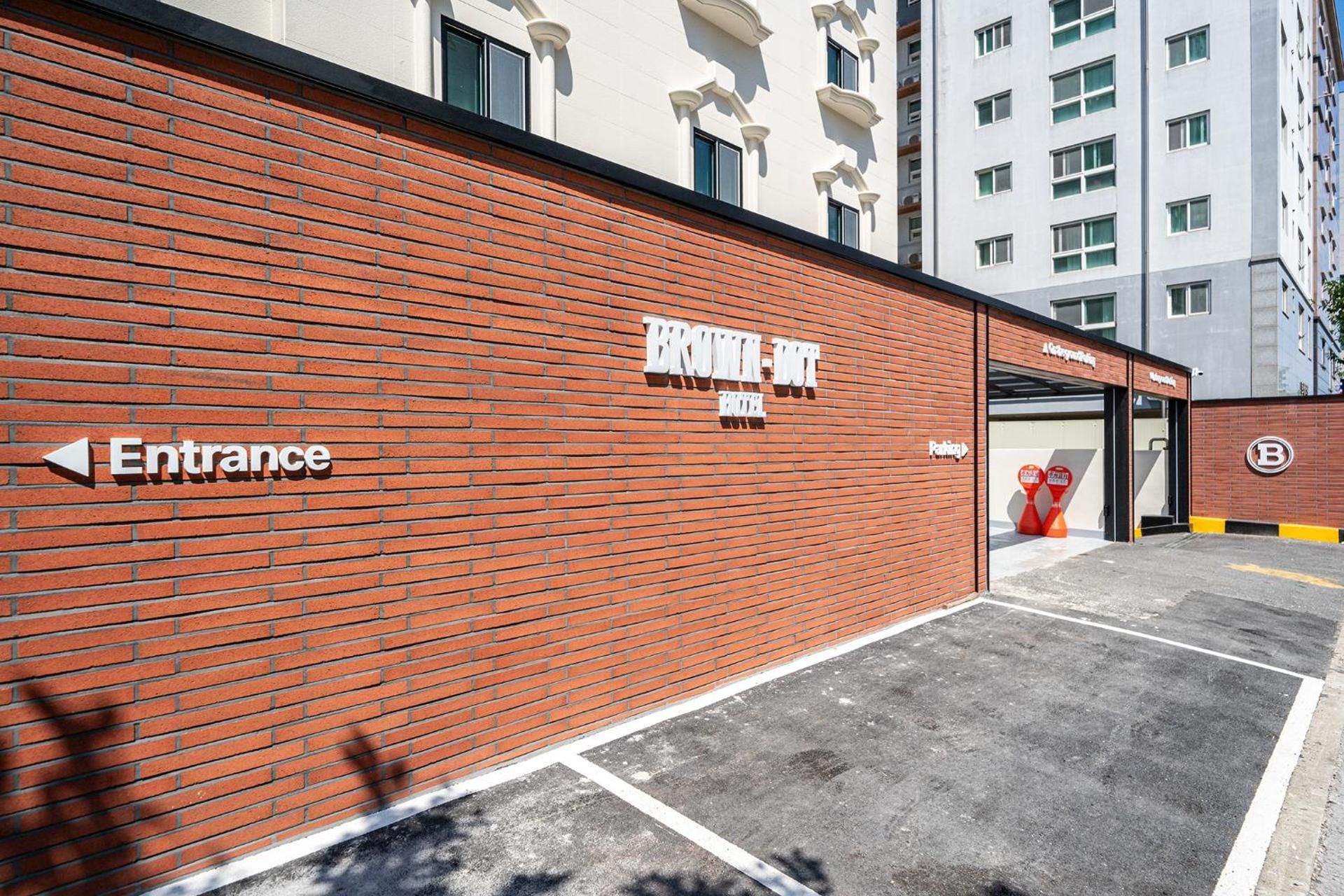 Brown Dot Hotel Hot Spring Yuseong