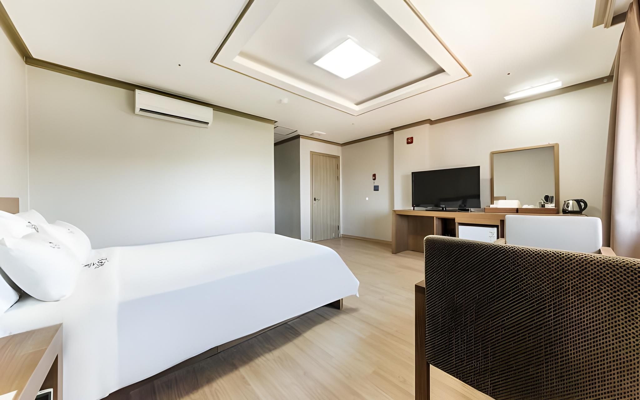 Incheon Eulwangri Tourism Napoli Hotel