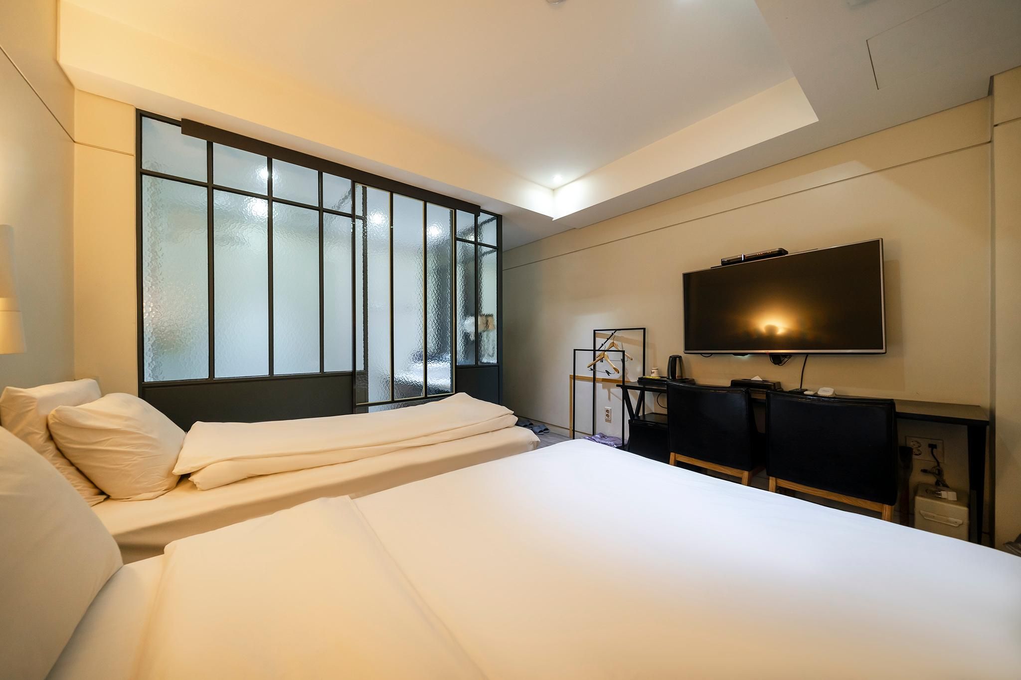 6ae69b03240ce5db1aa2b07ca96d7448