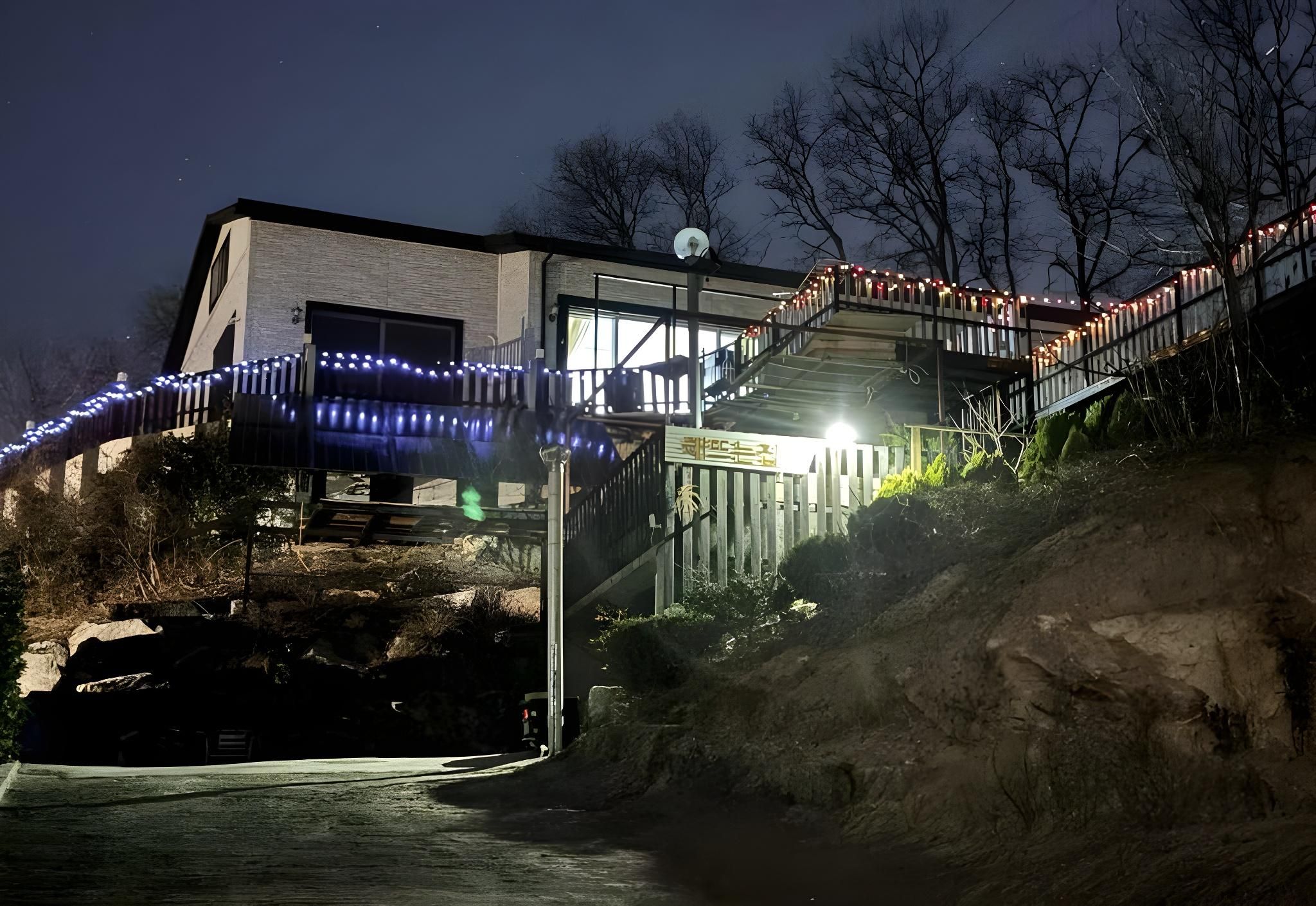 House of Rising Sun - Nanhee House