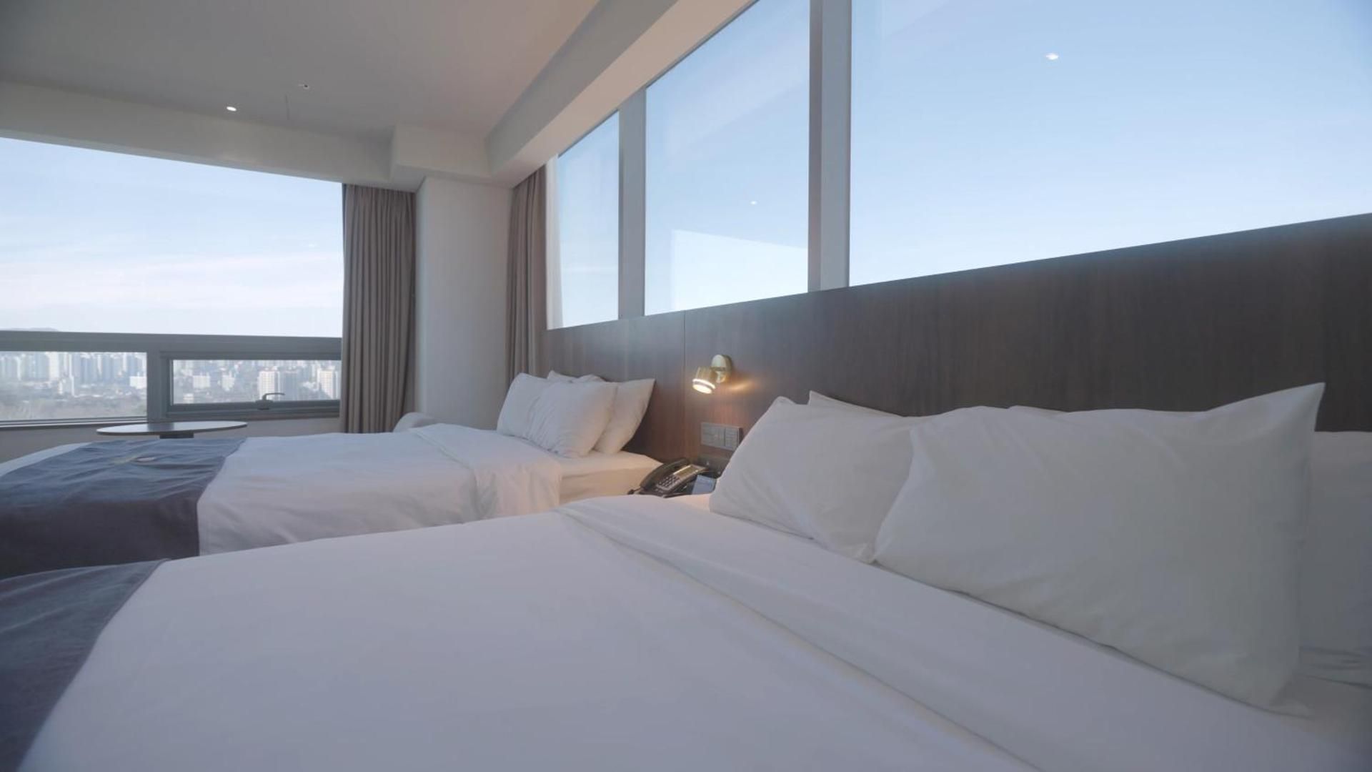 Standard Family Room