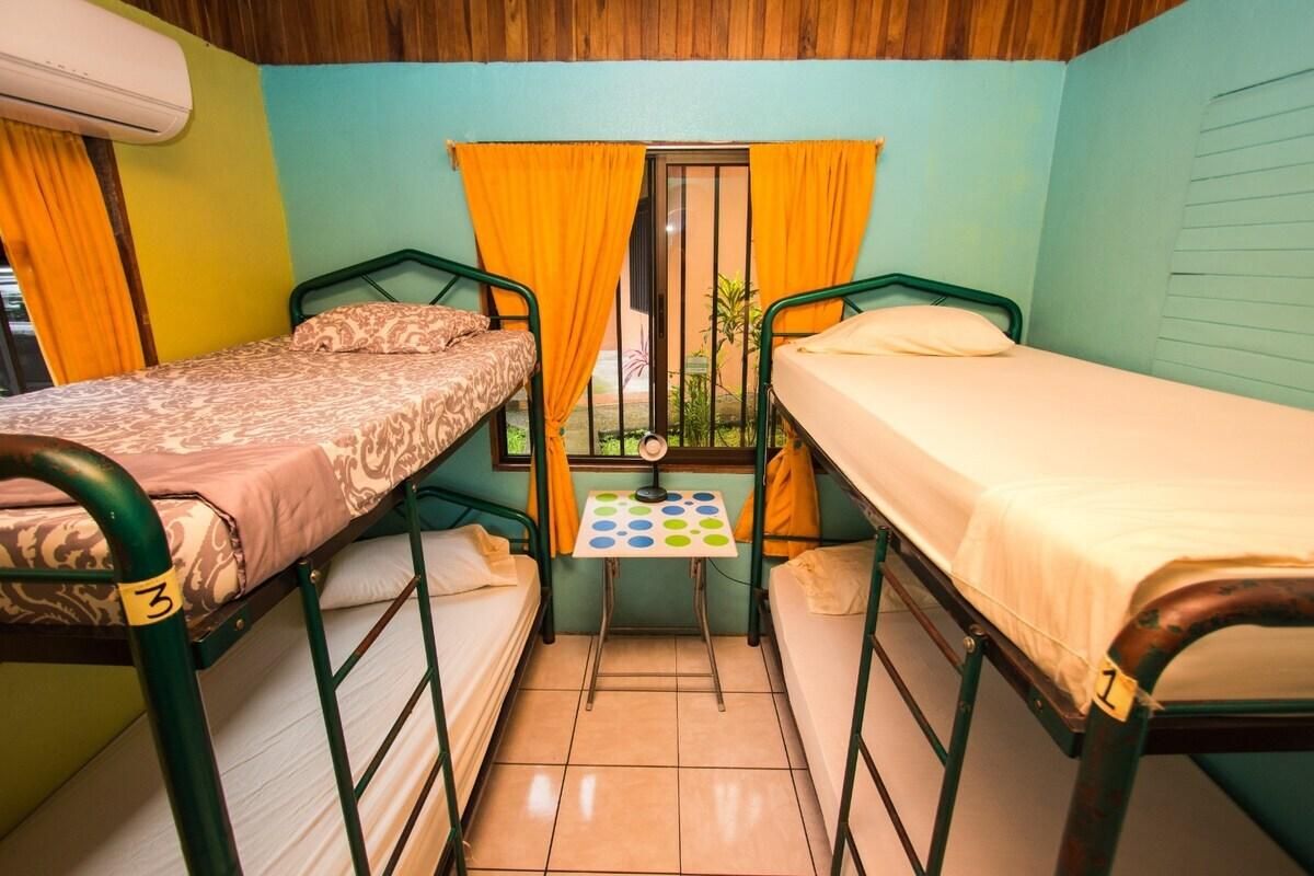 Cuarto compartido mixto