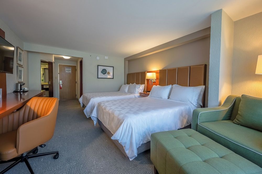 Holiday Inn San Jose La Sabana by IHG Standard Room, 2 Double Beds 8