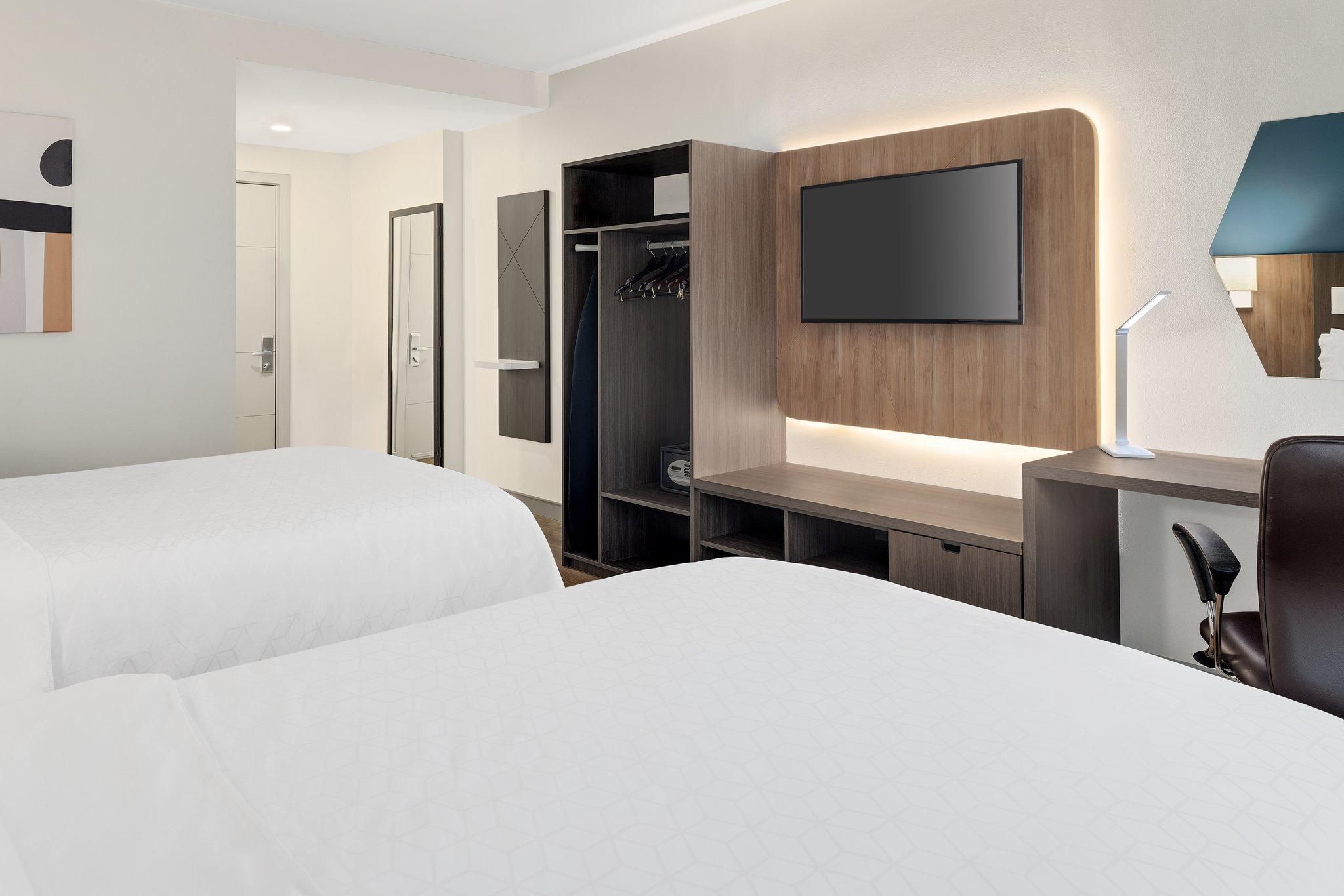 2 Double Beds Standard Accessible