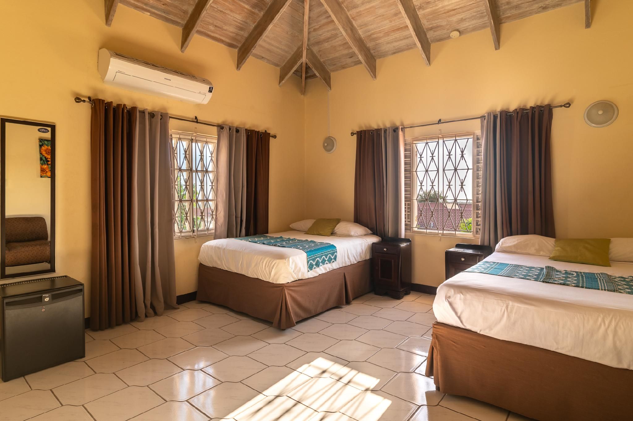 Jasmine Inn Junior Suite