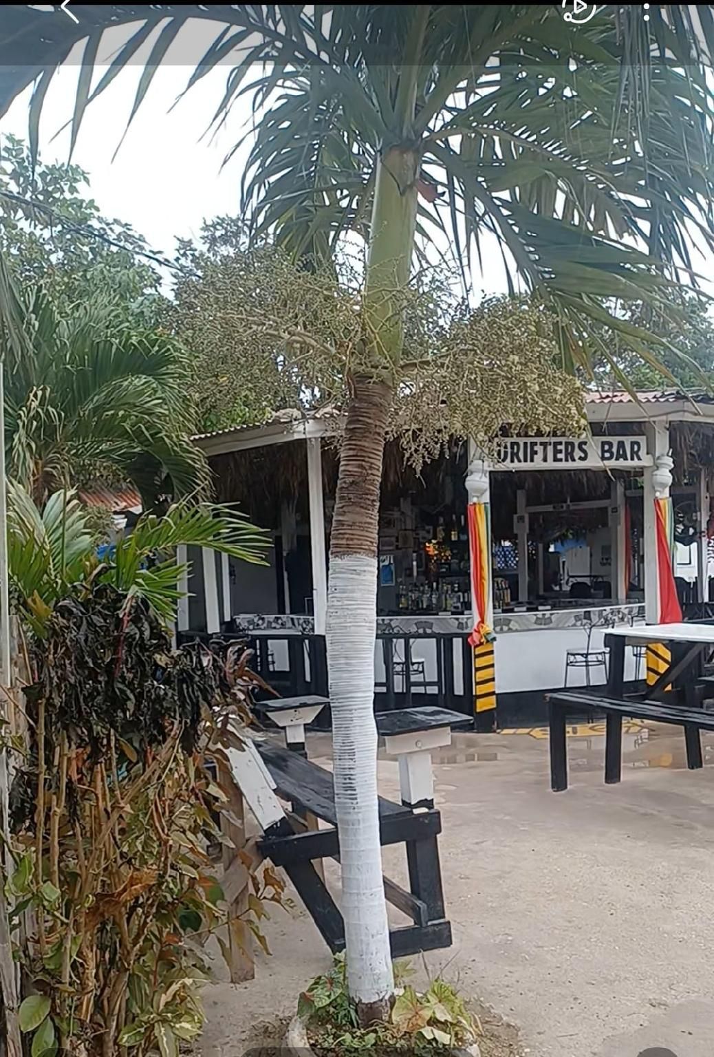 Drifters@One Mile on the Beach