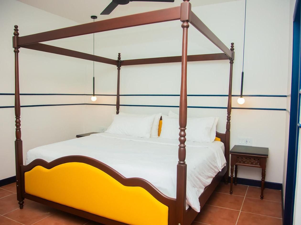 1 King Standard Furnished Balcony